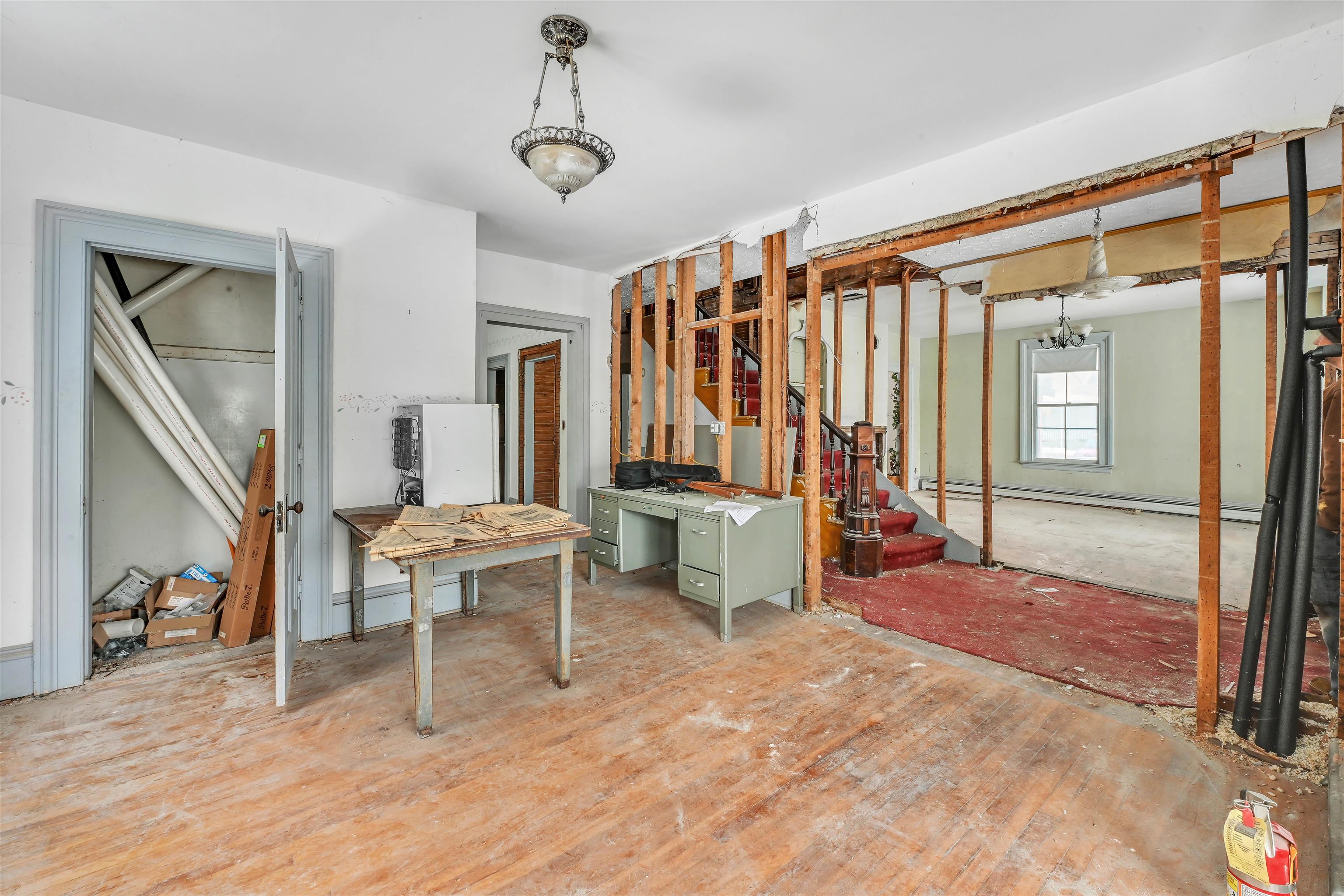 277 Summer Street Property Photo 12