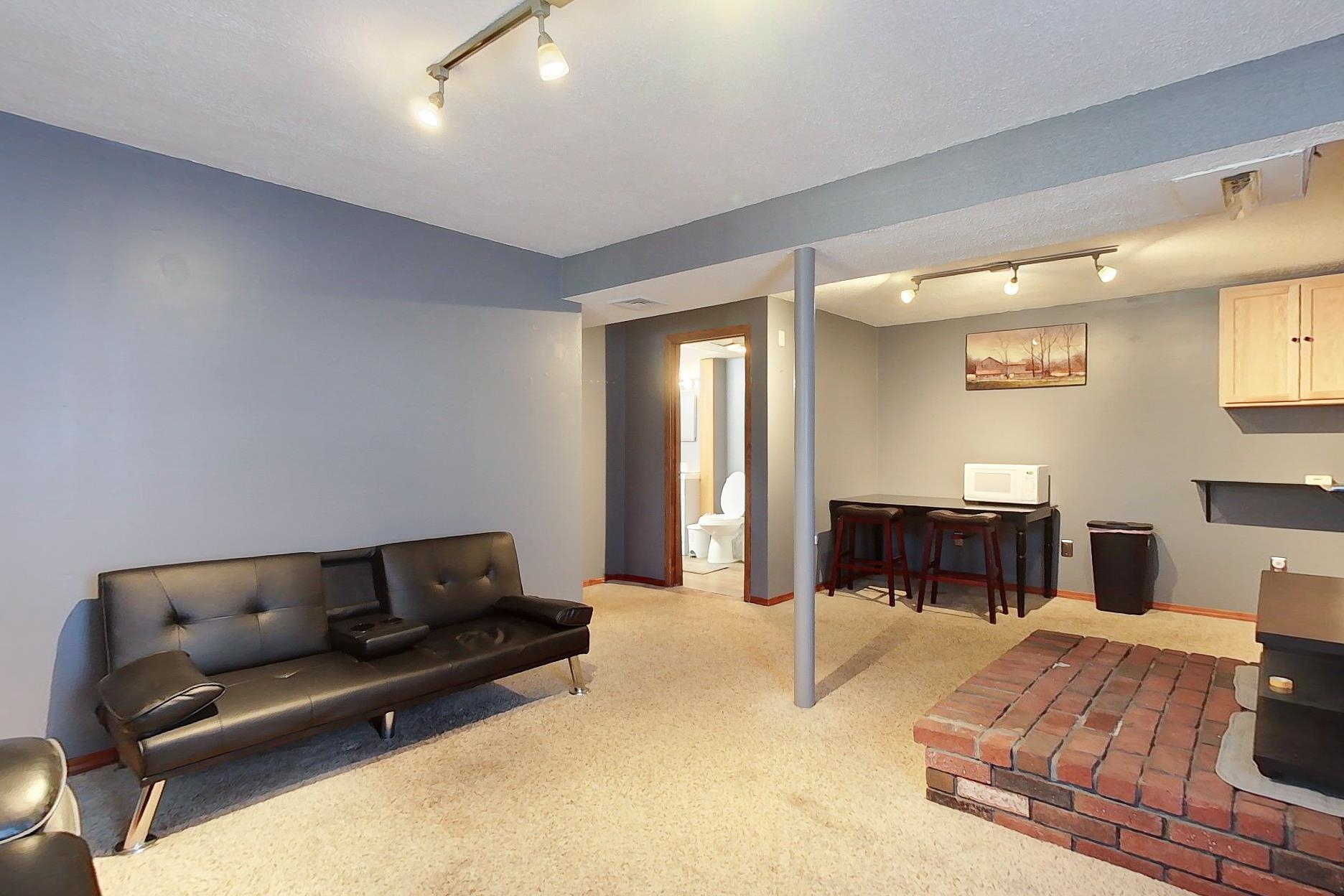 8 Antrim Street Property Photo 19