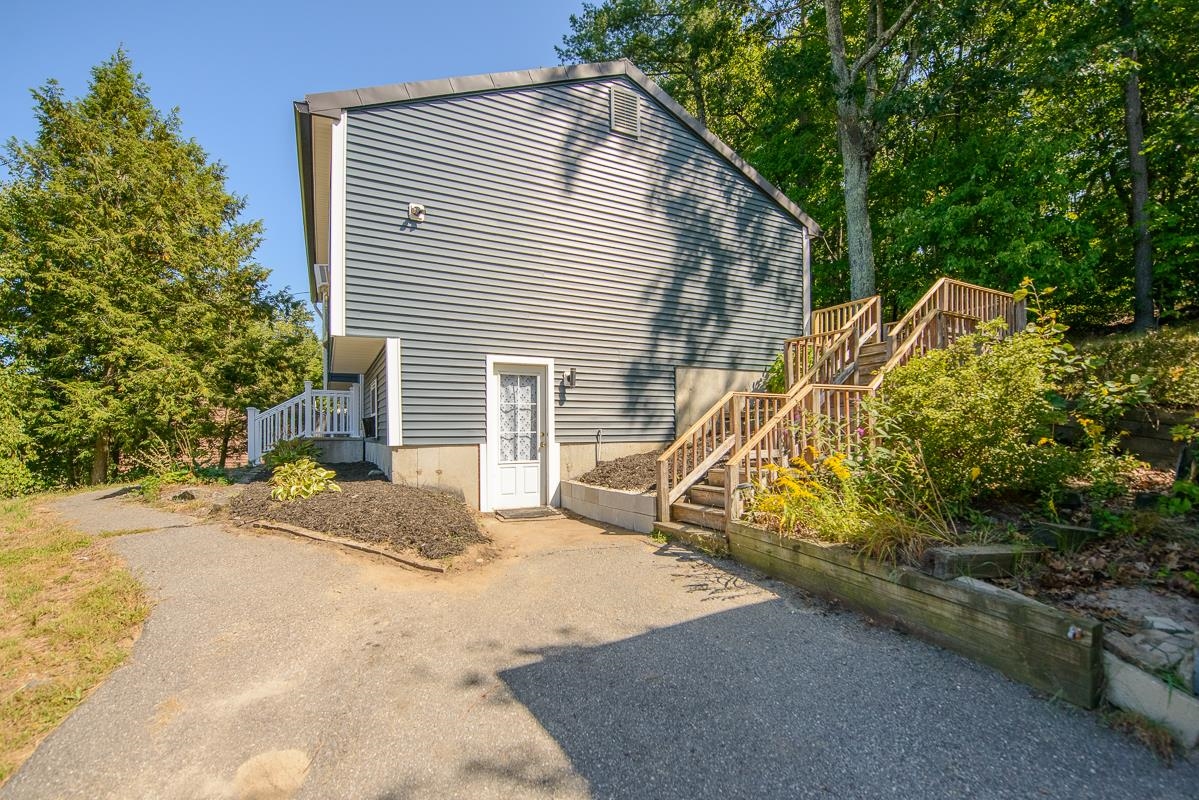 8 Antrim Street Property Photo 22