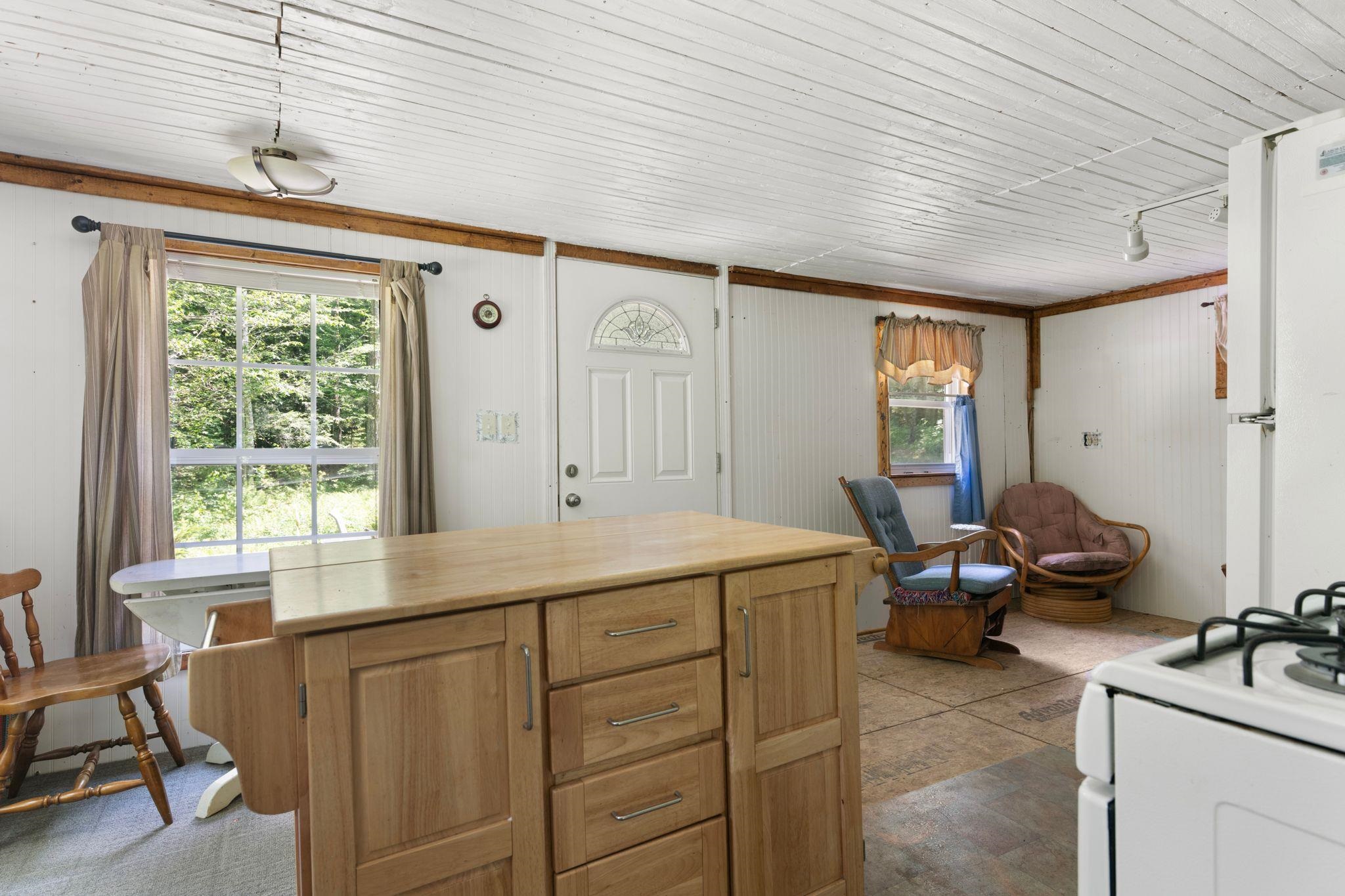 70 Williams Road Property Photo 6