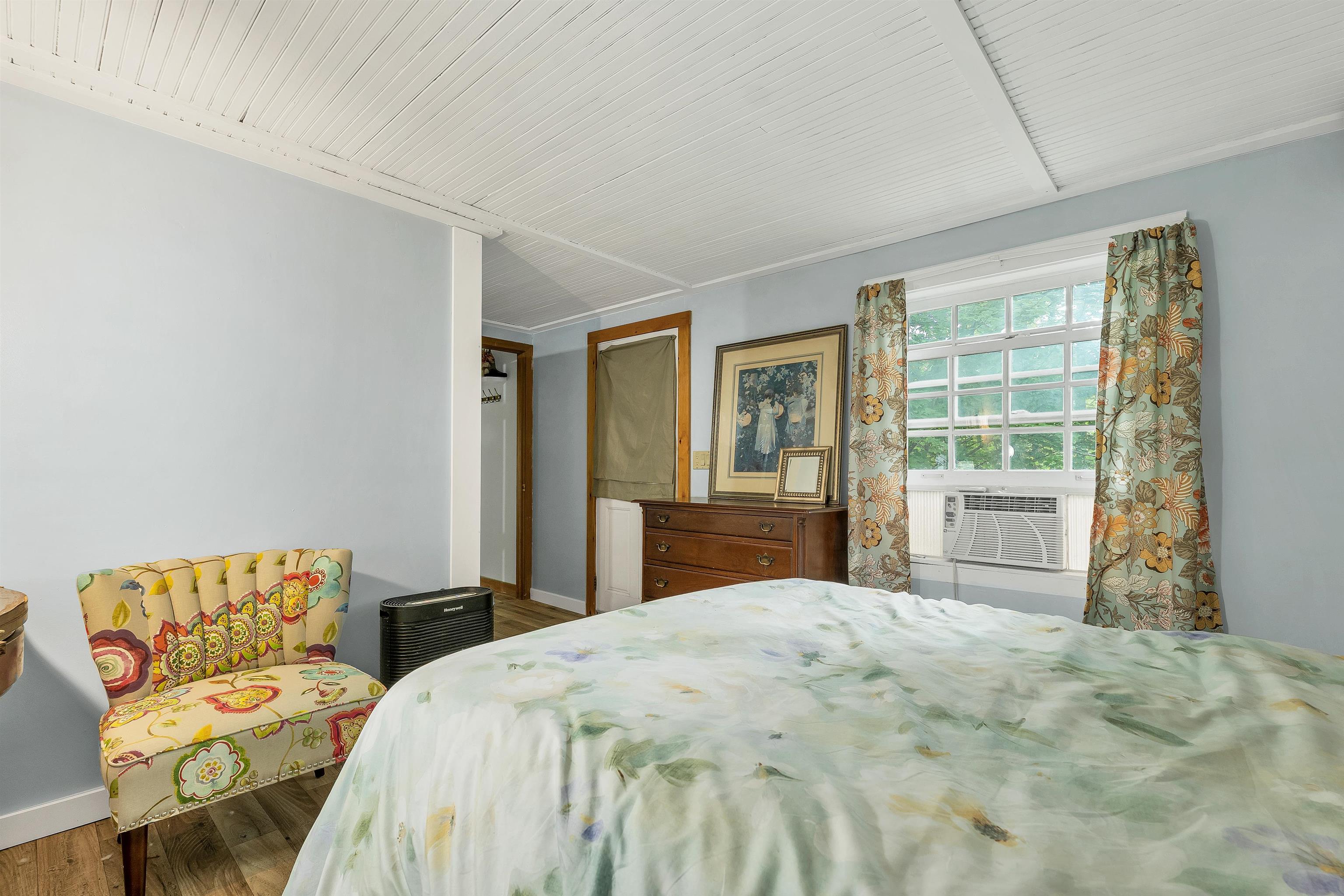 84 North Line Road Property Photo 20