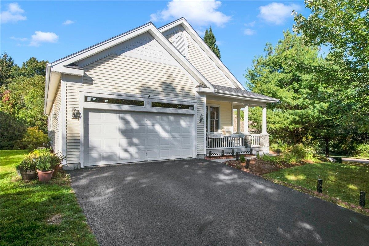 14 Fieldstone Drive Property Photo 2