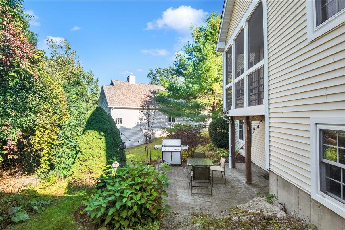 14 Fieldstone Drive Property Photo 8
