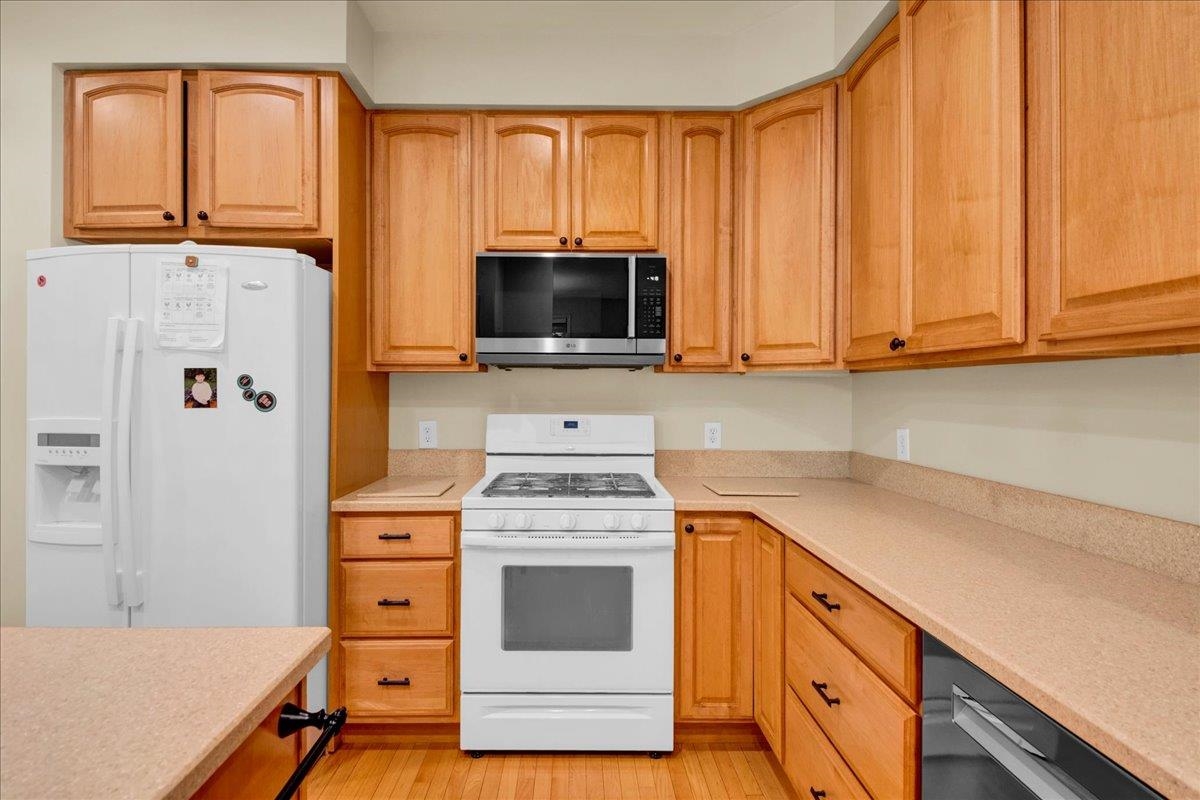 14 Fieldstone Drive Property Photo 28