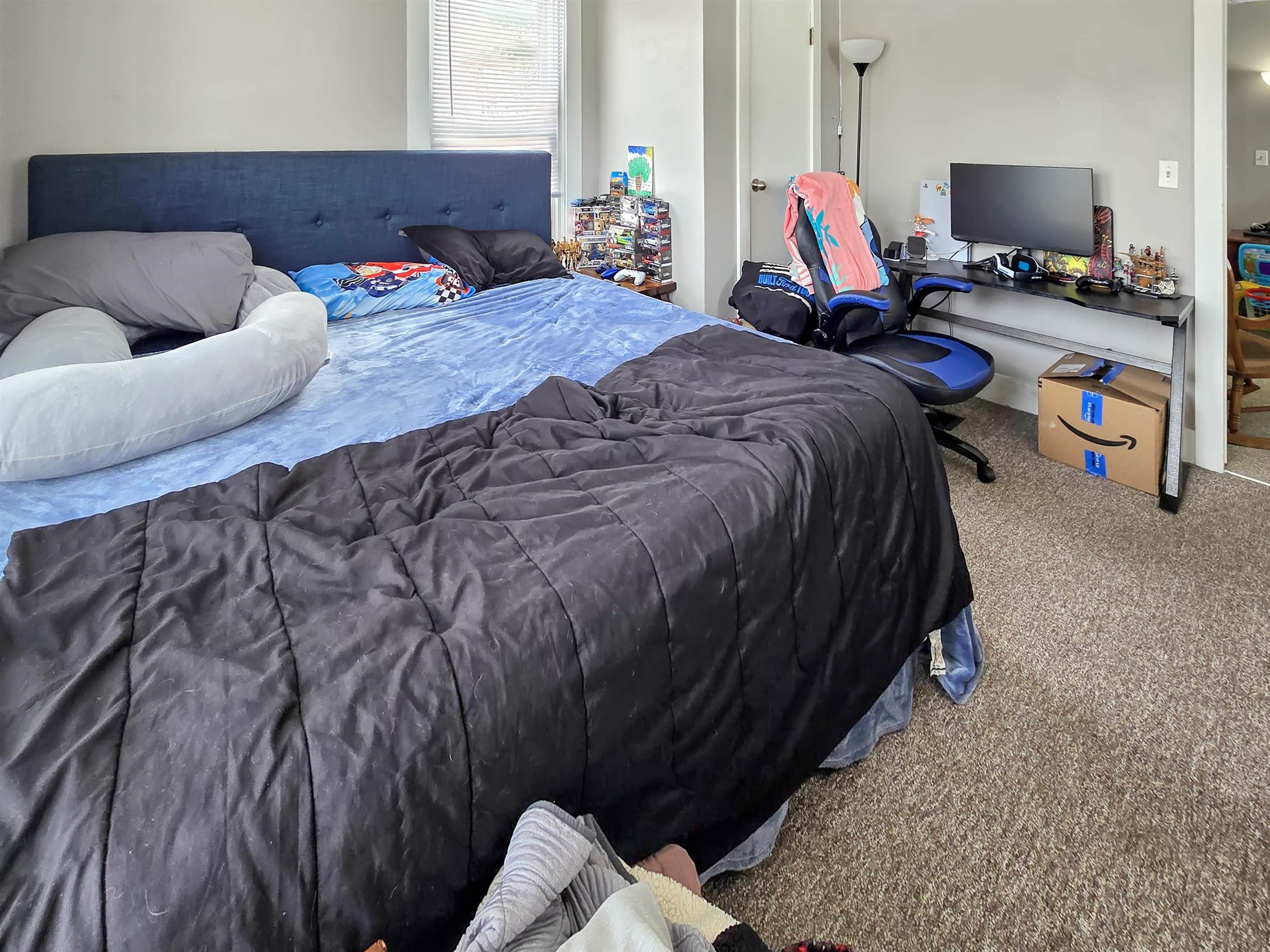 33 River Street Property Photo 10