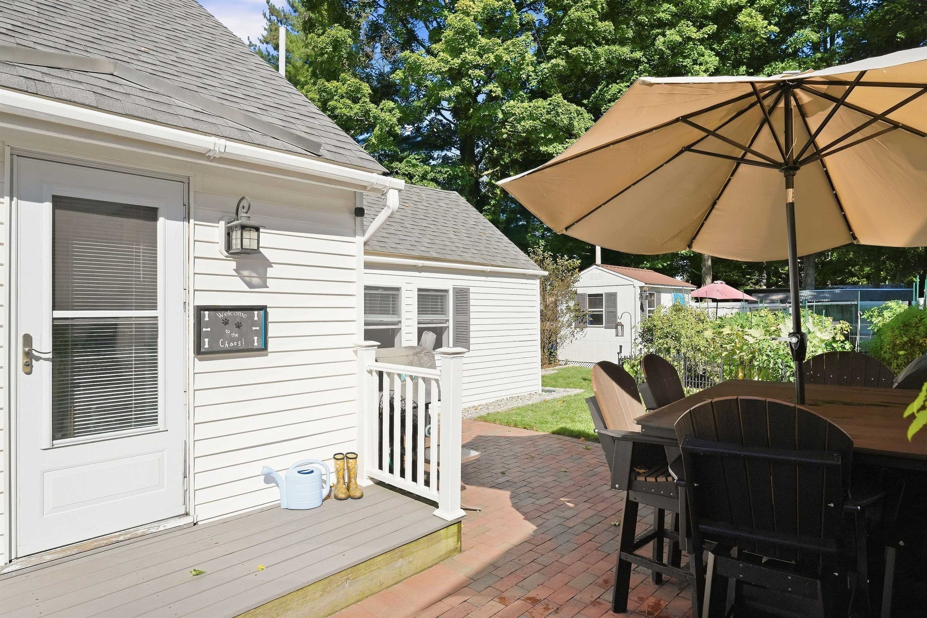 14 Clinton Street Property Photo 5
