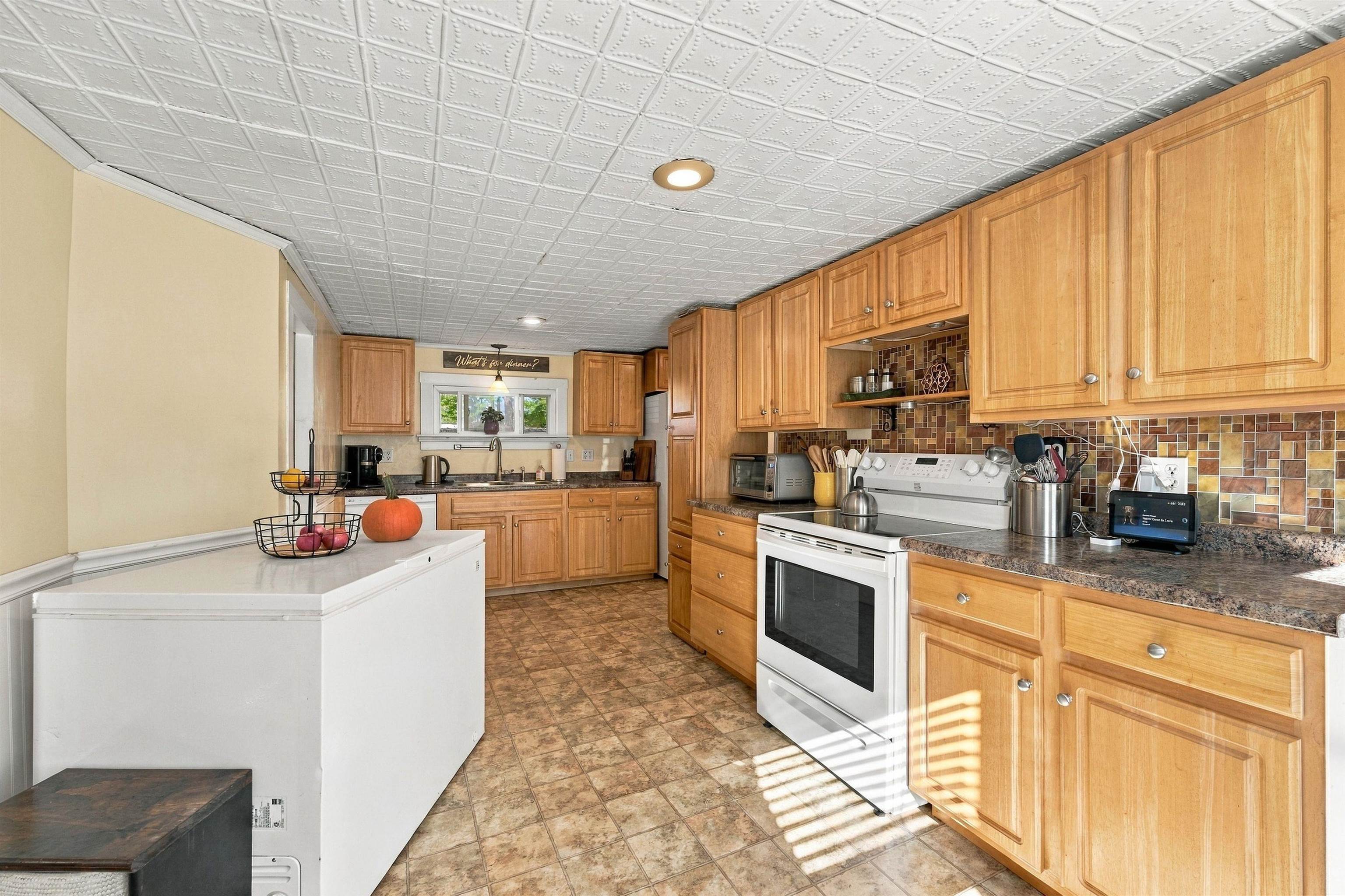 14 Clinton Street Property Photo 23