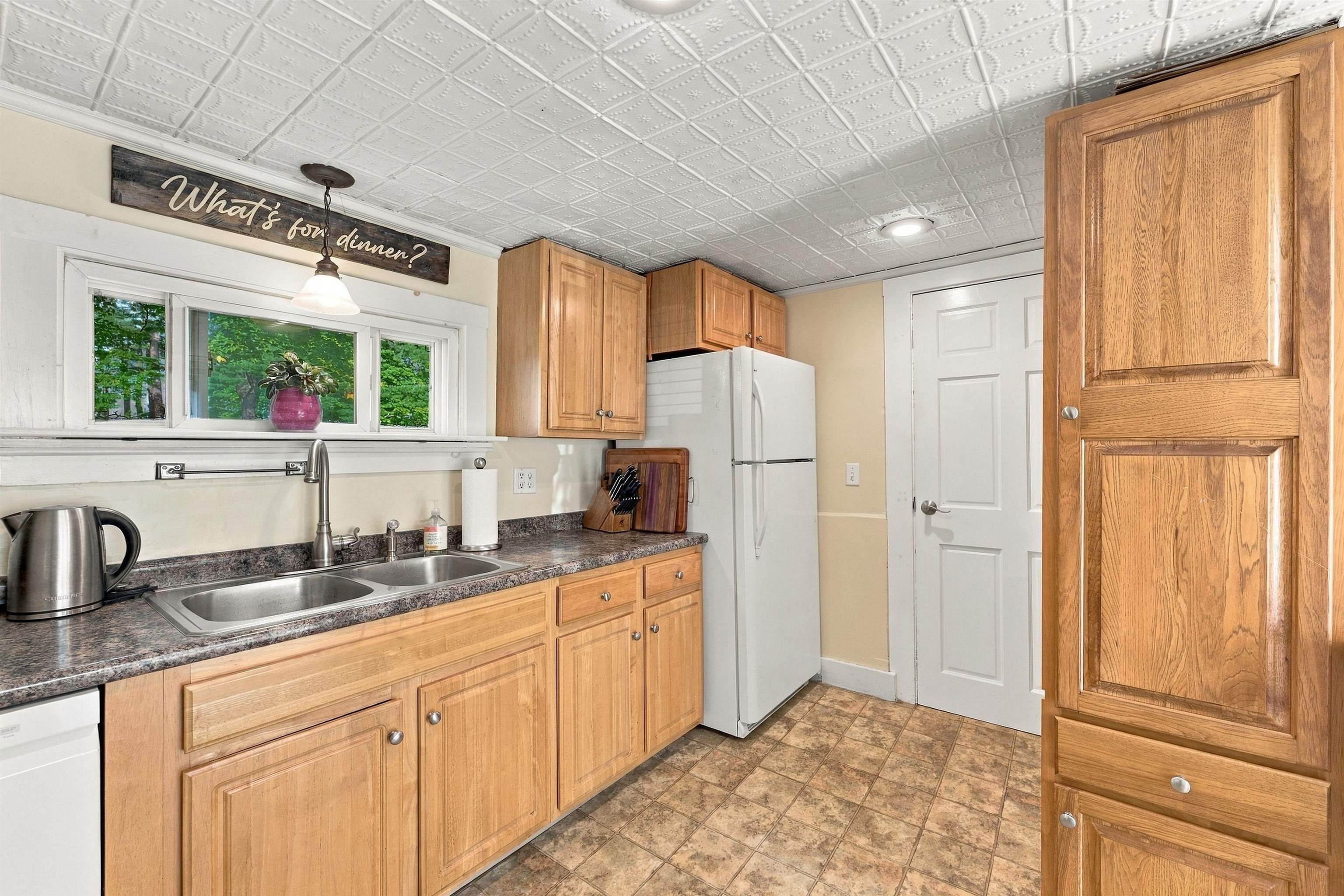 14 Clinton Street Property Photo 24