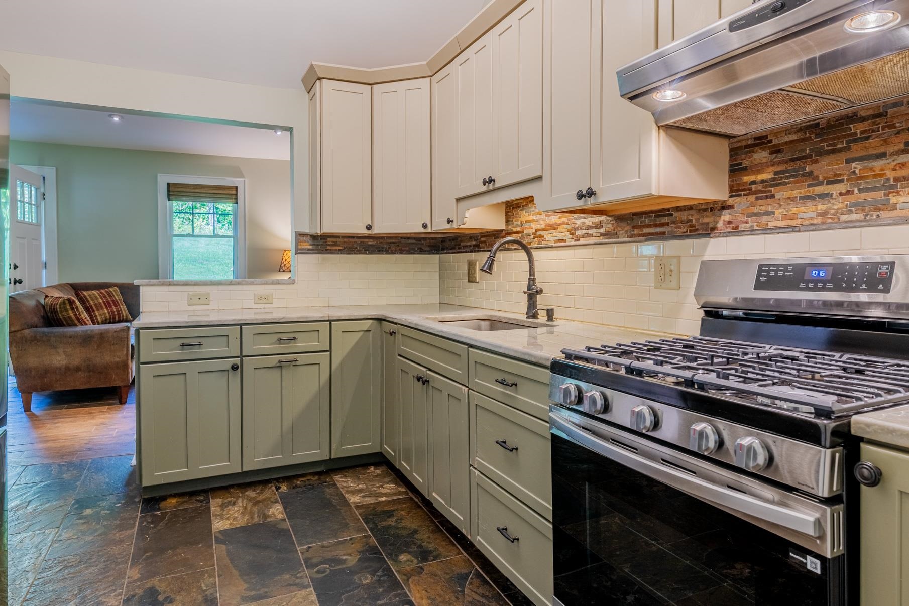 505 Benedict Hollow Road Property Photo 7
