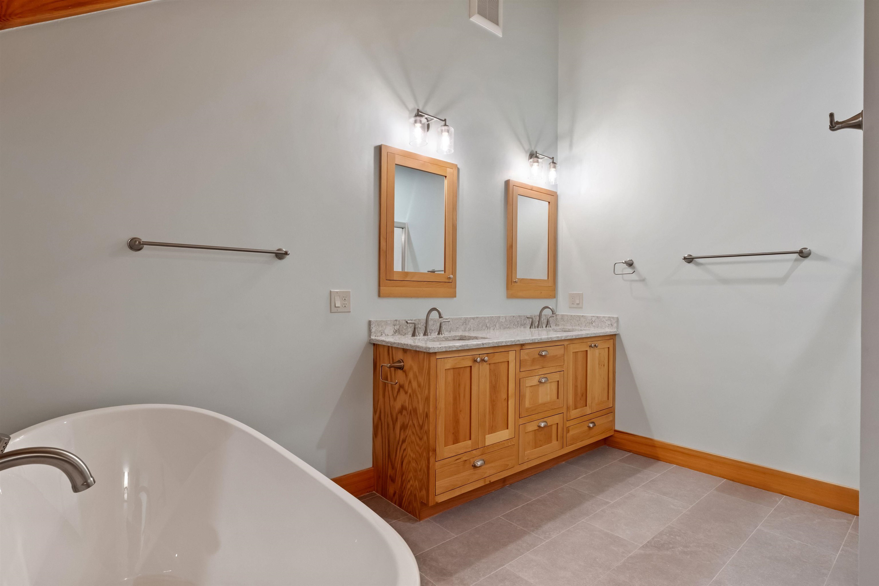 150 Gardners Grove Property Photo 38