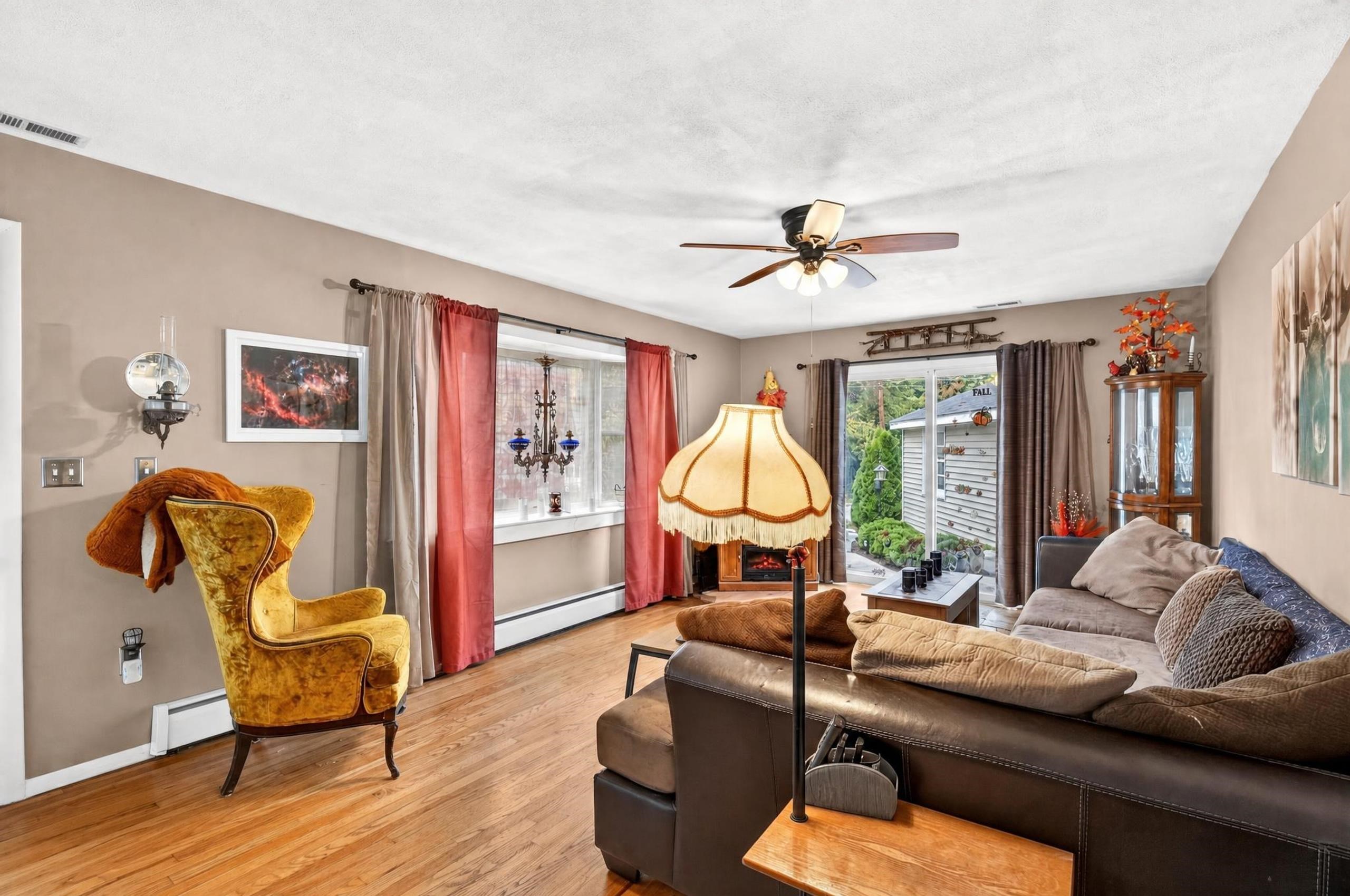 26 Sherwood Meadows Property Photo 21