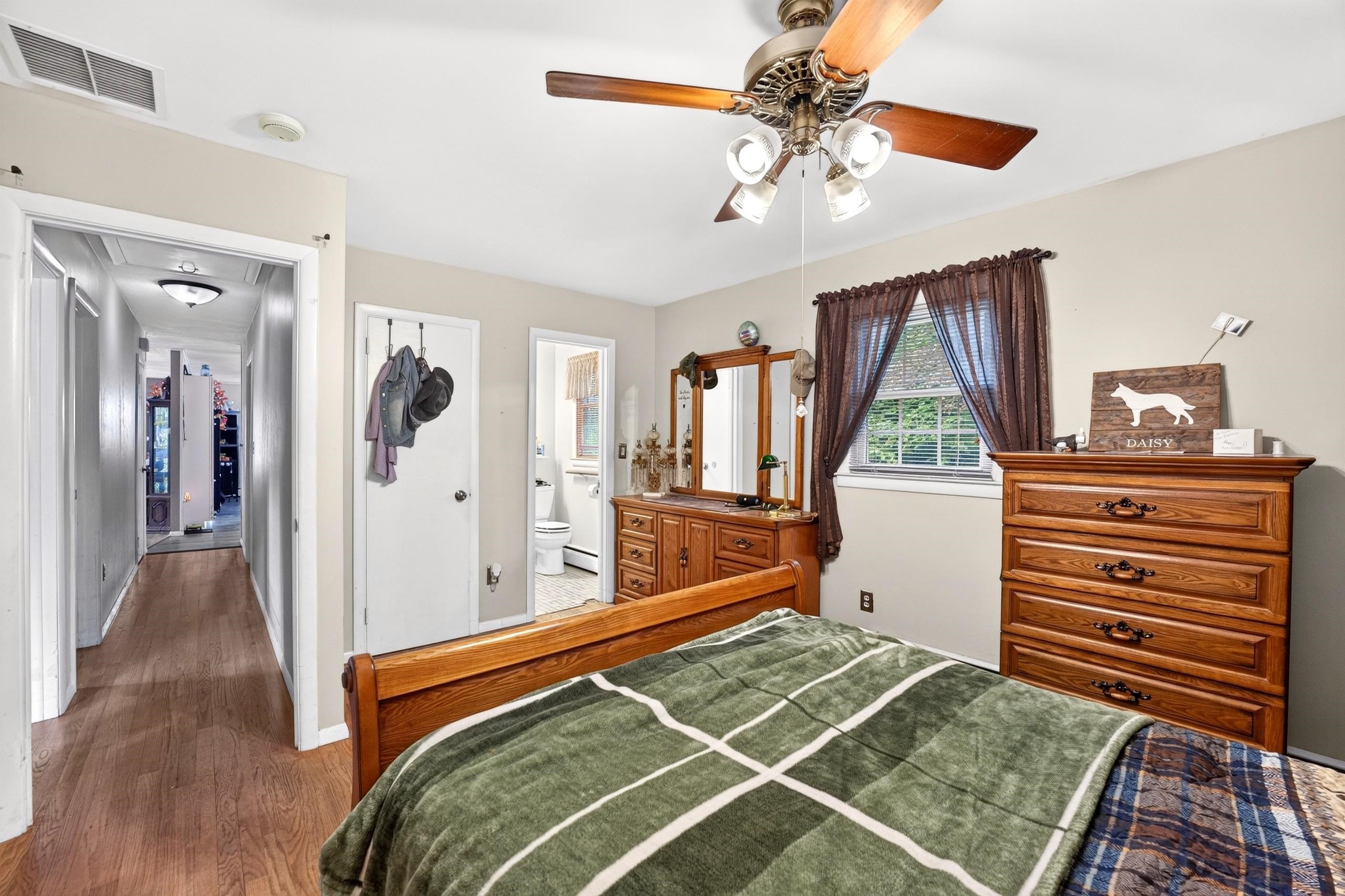 26 Sherwood Meadows Property Photo 24