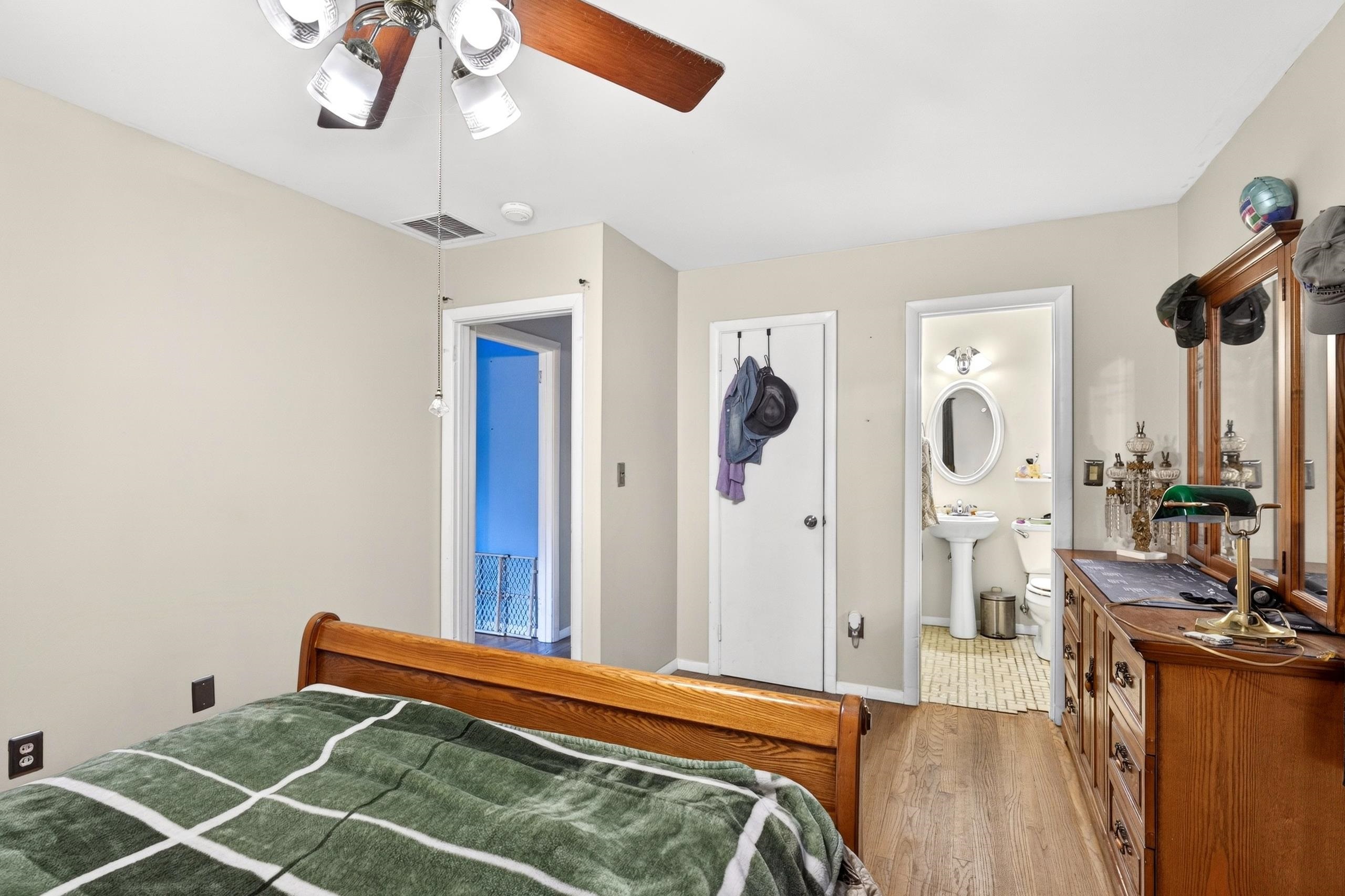 26 Sherwood Meadows Property Photo 26