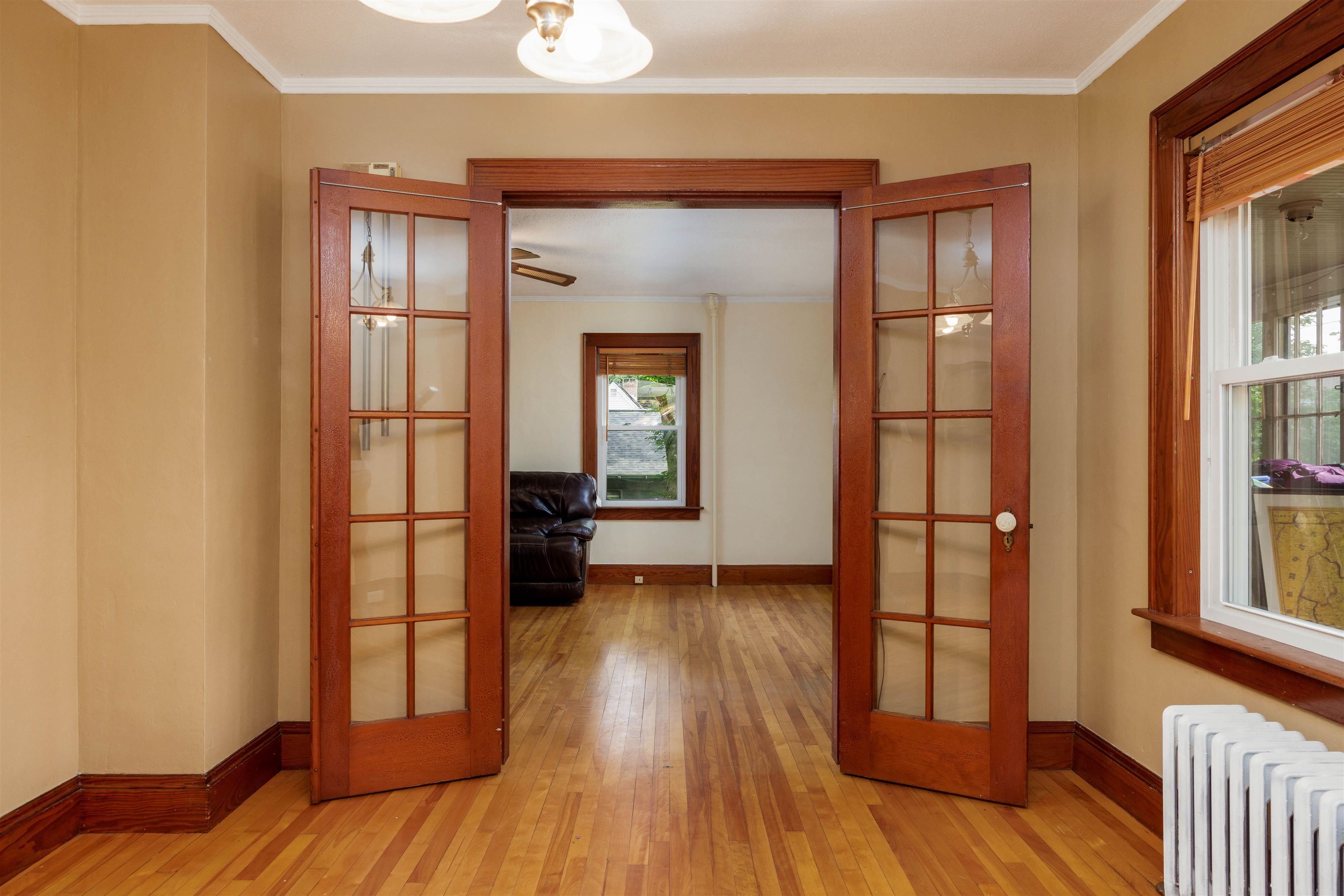 16 Bay Street Property Photo 6