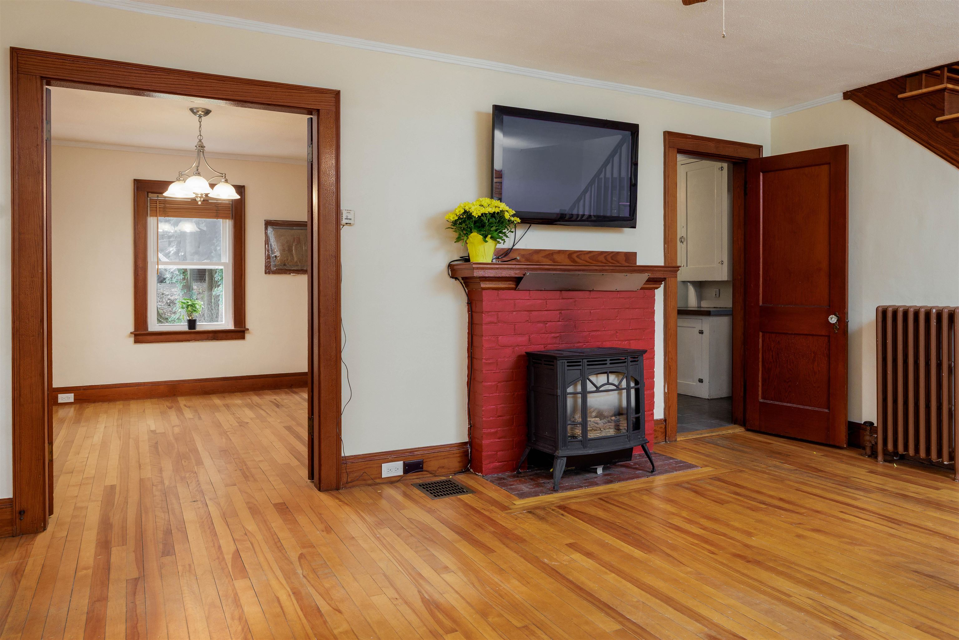 16 Bay Street Property Photo 9