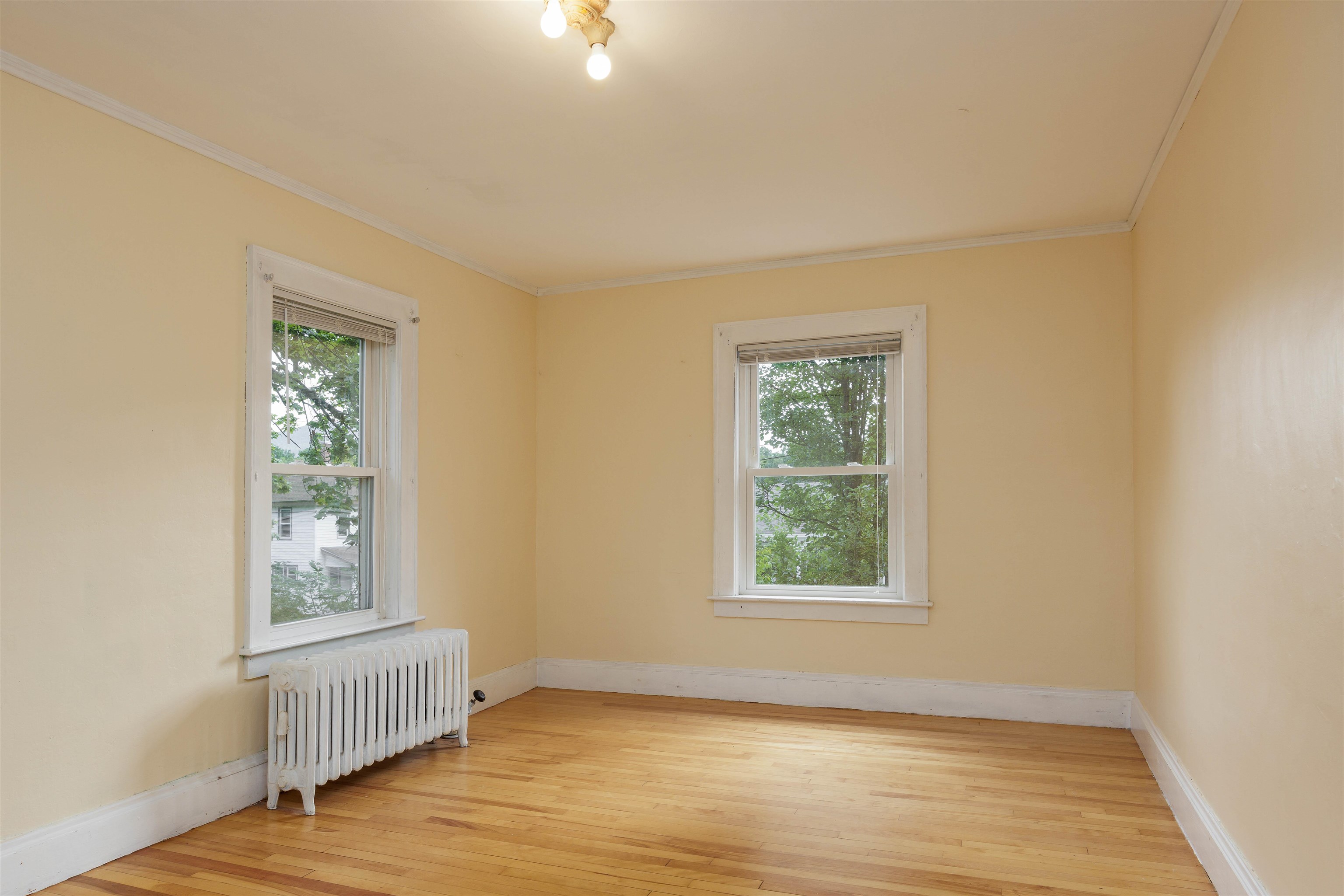 16 Bay Street Property Photo 11