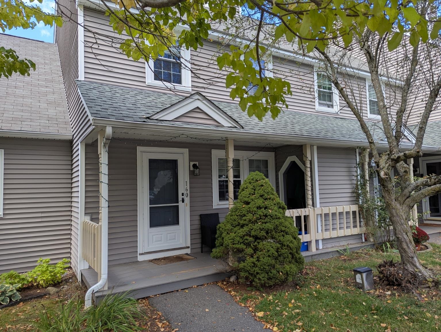 160 Winterwood Drive Property Photo 1