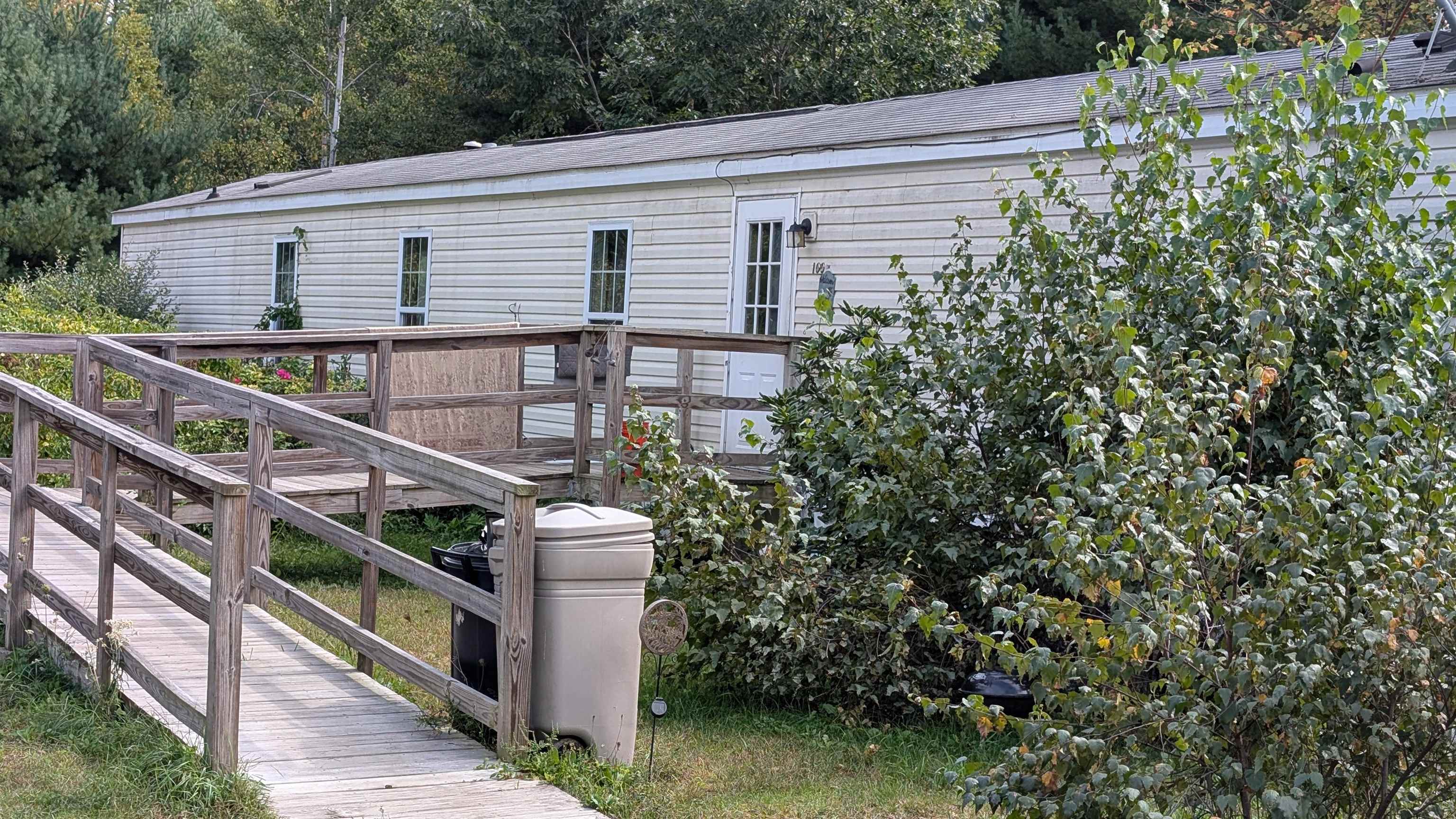 100 Martin Road Property Photo 5