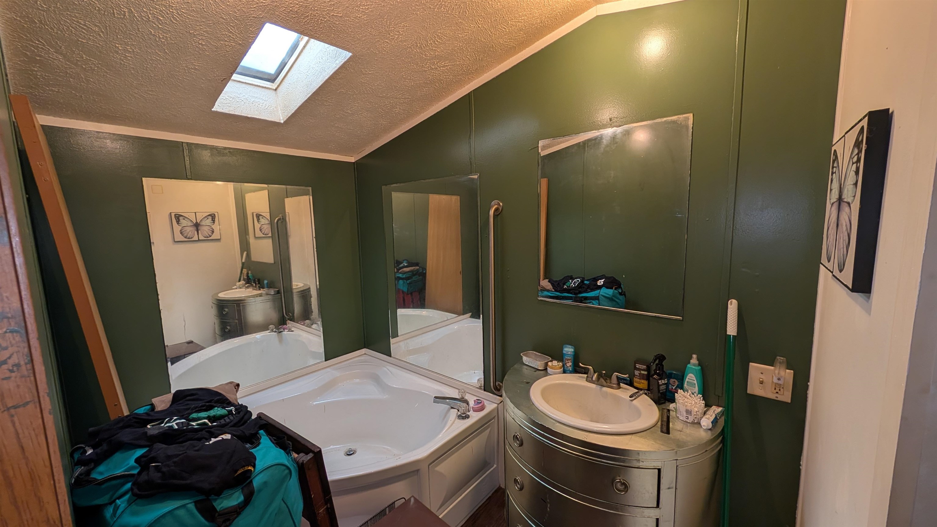 100 Martin Road Property Photo 11