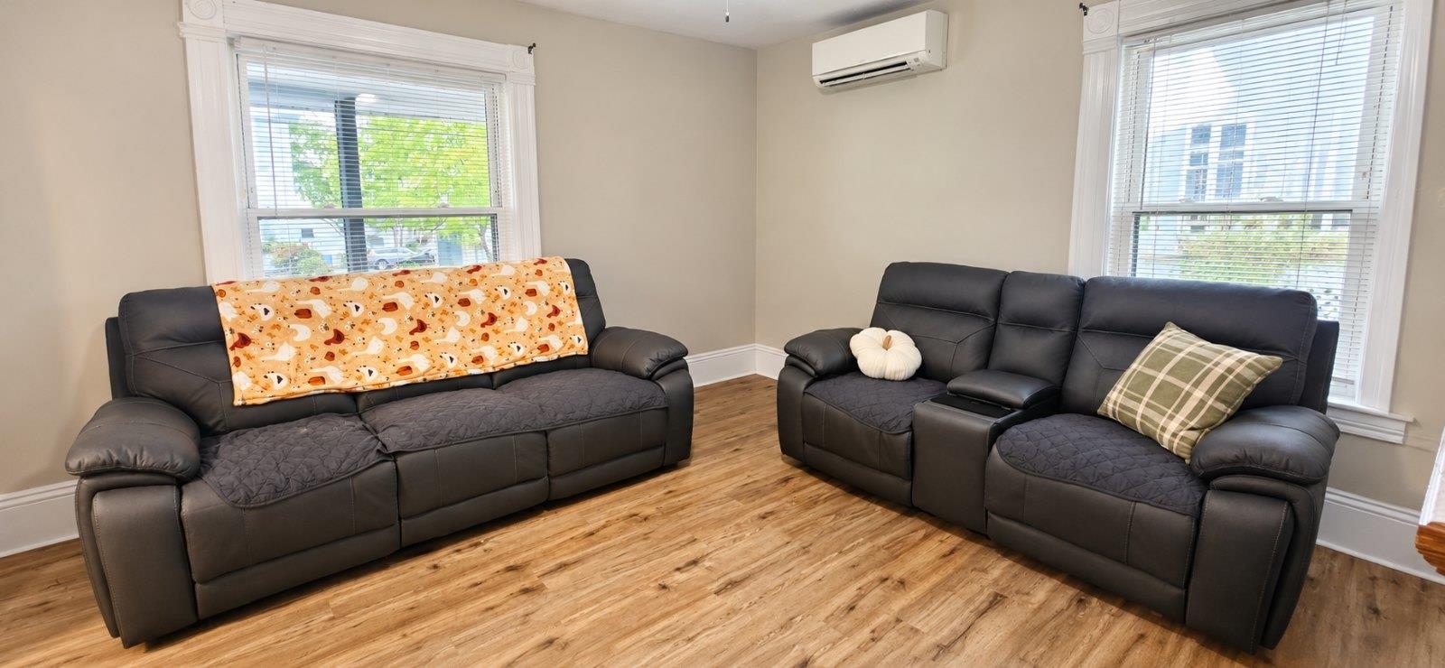 496 Merrimack Street Property Photo 8