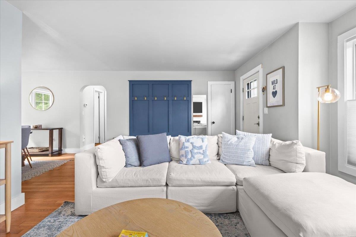 105 Saratoga Avenue Property Photo 8
