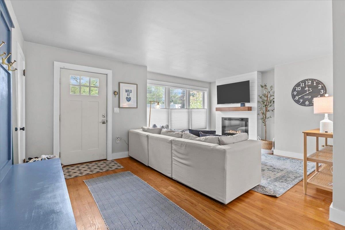 105 Saratoga Avenue Property Photo 11