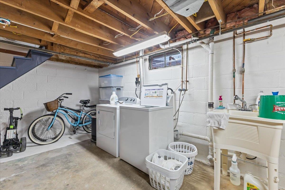 105 Saratoga Avenue Property Photo 37