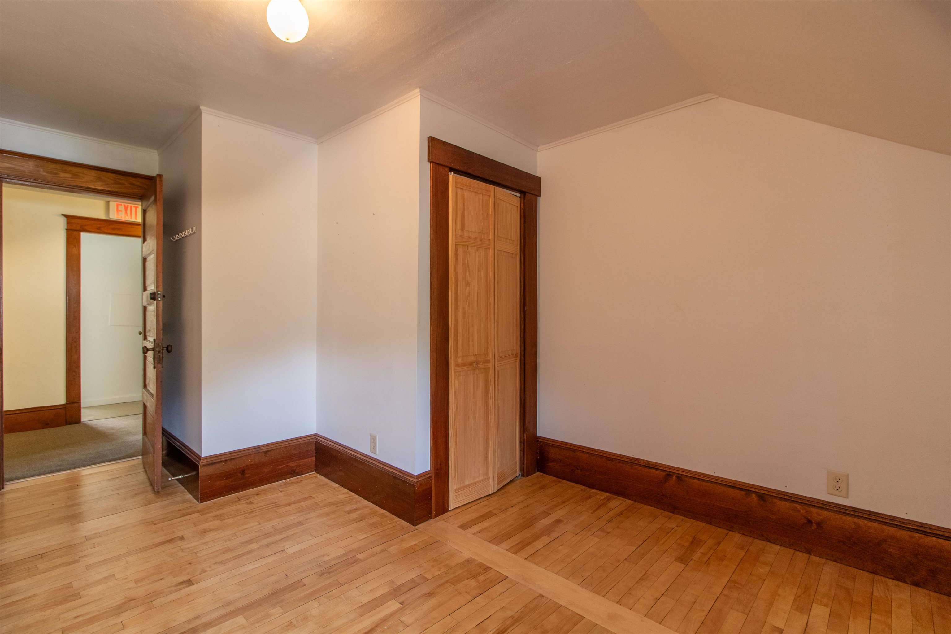 286 Carter Street Property Photo 31