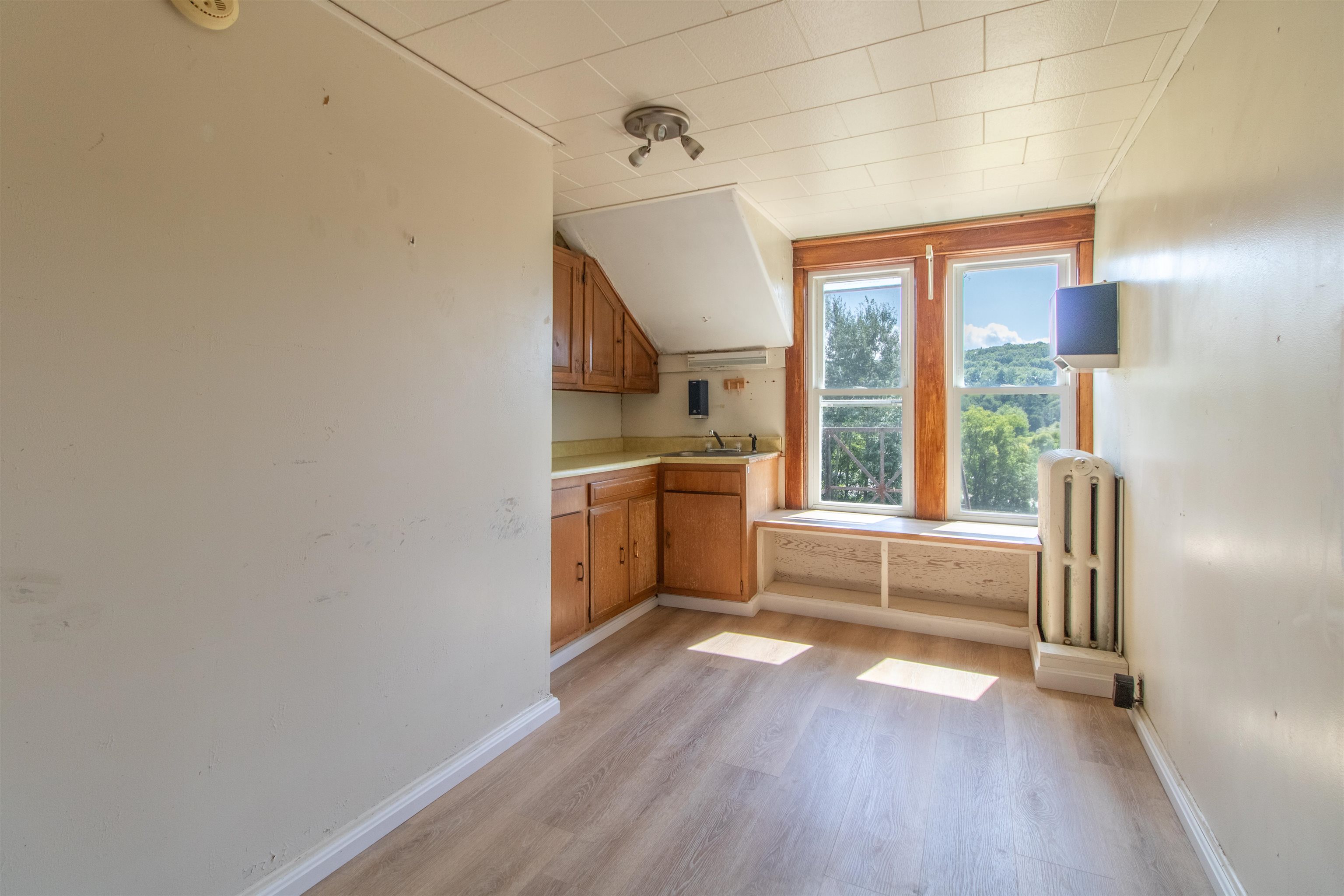 286 Carter Street Property Photo 35
