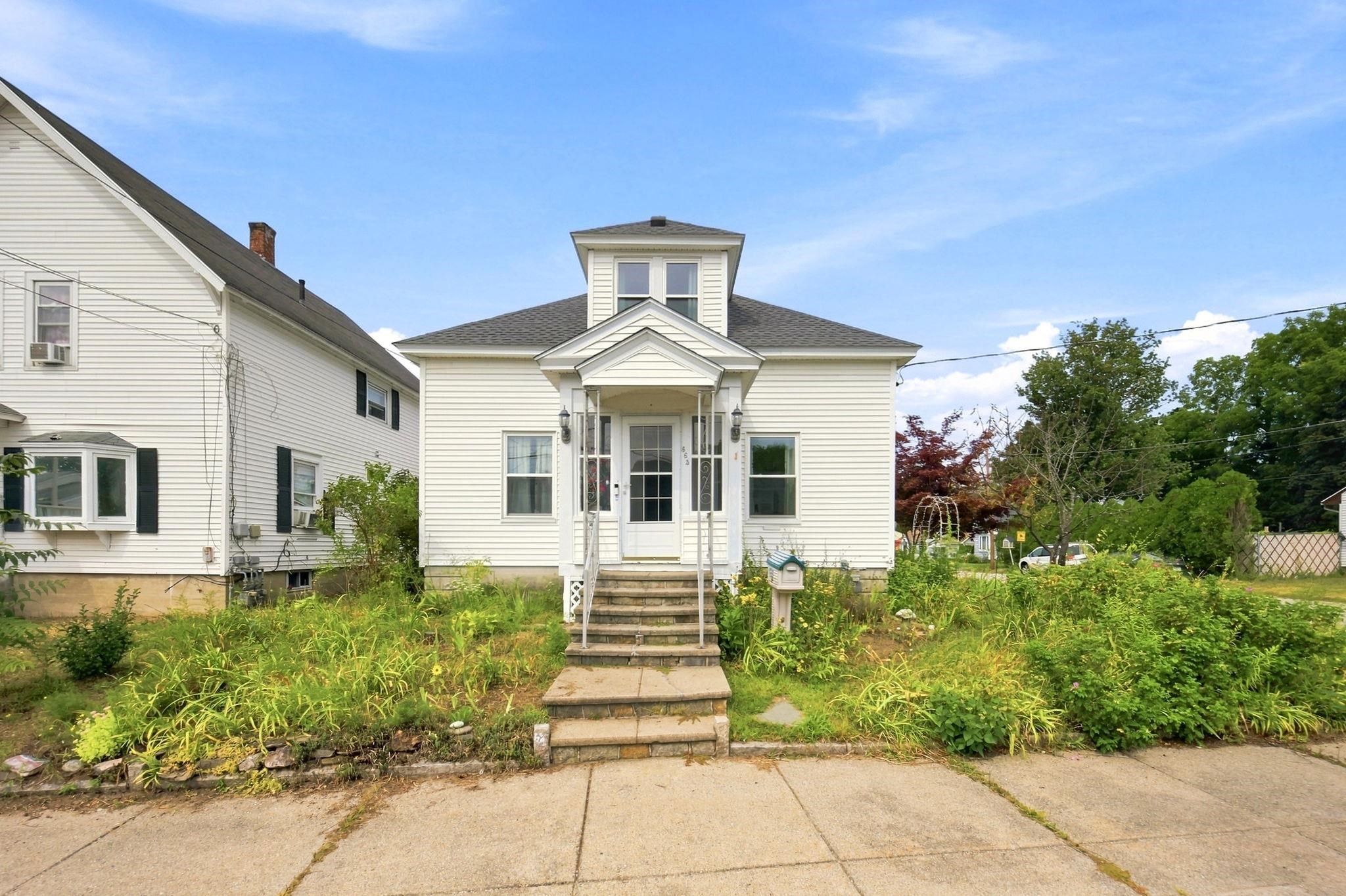663 Amory Street Property Photo 1