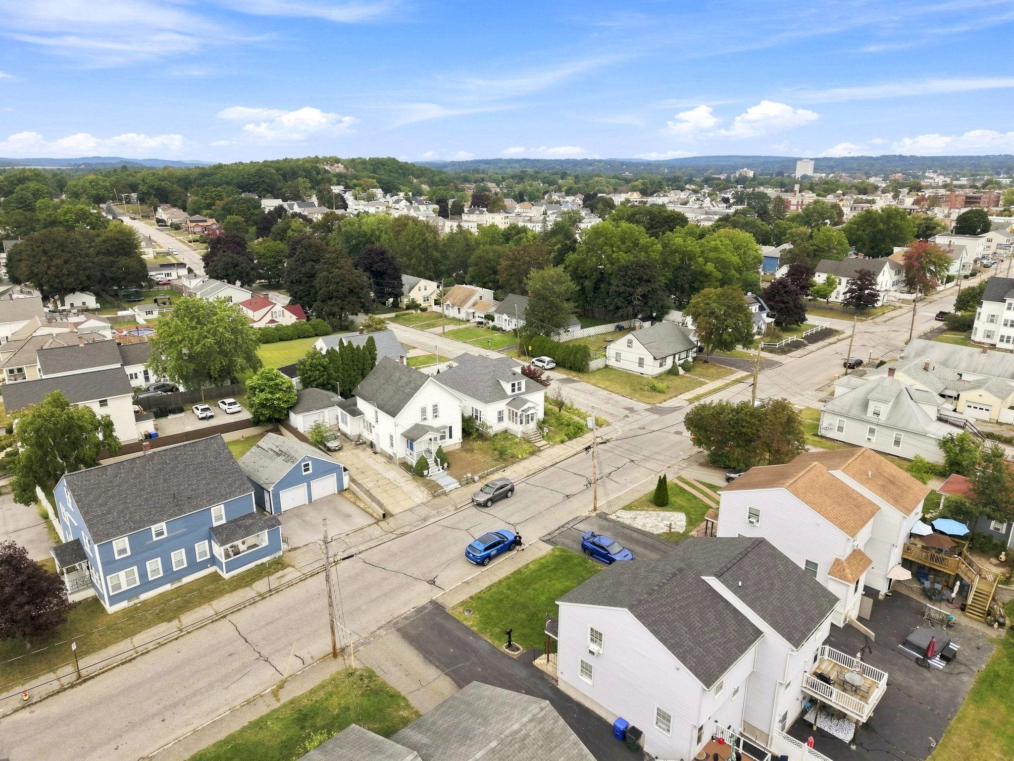 663 Amory Street Property Photo 13