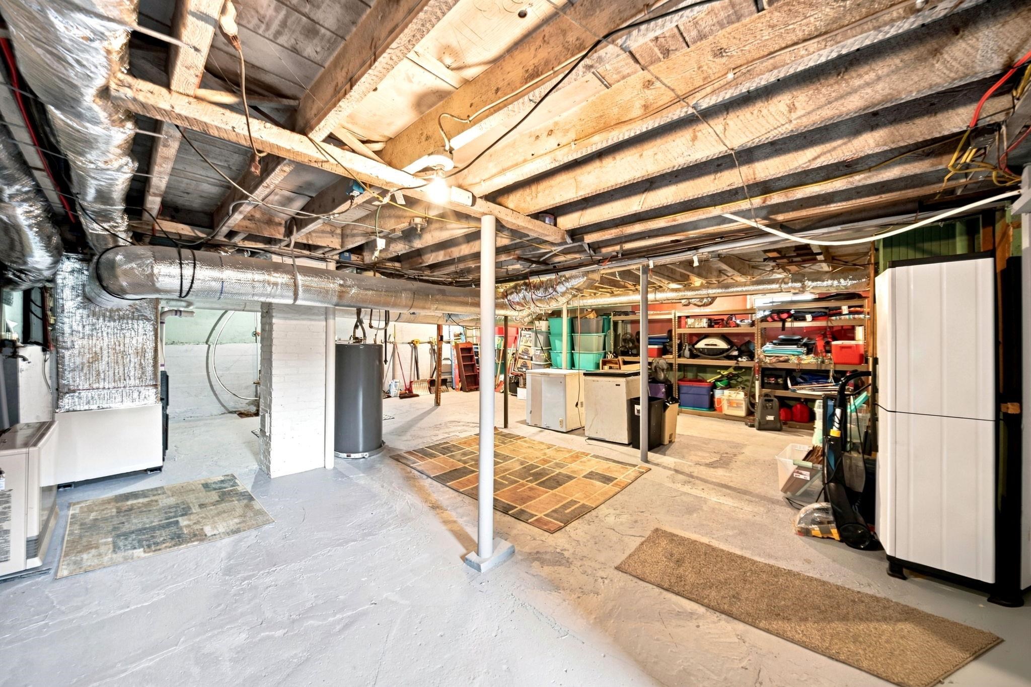 663 Amory Street Property Photo 41