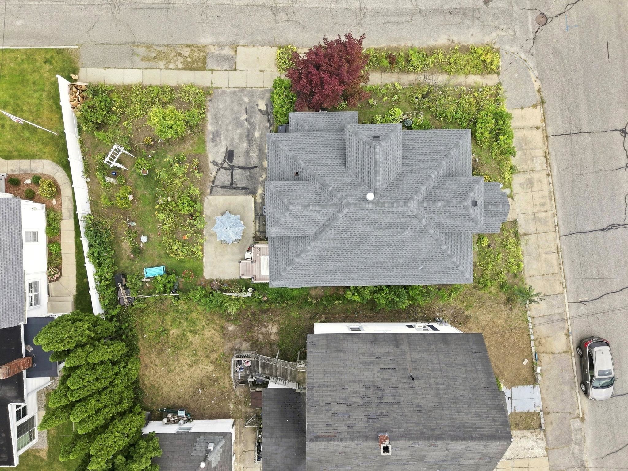 663 Amory Street Property Photo 45
