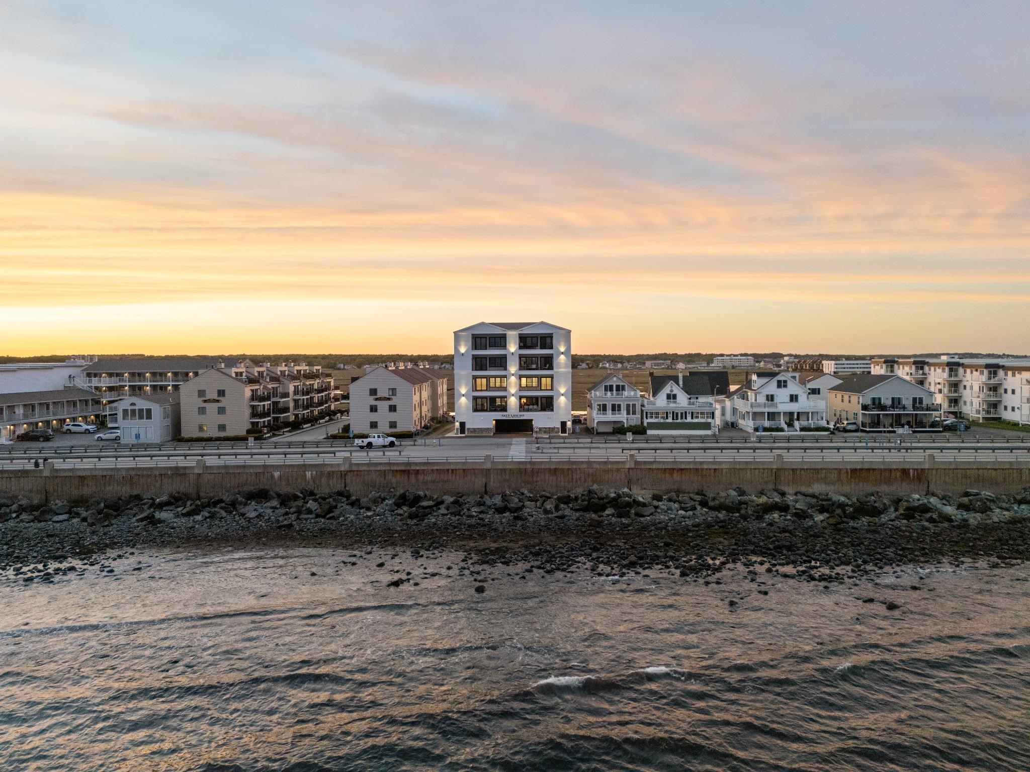 465 Ocean Boulevard Property Photo 1