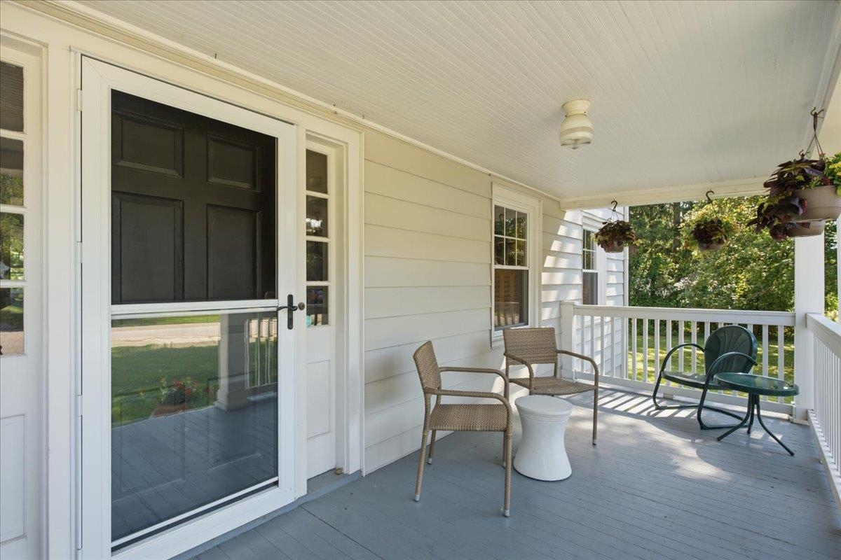 349 Elm Street Property Photo 5