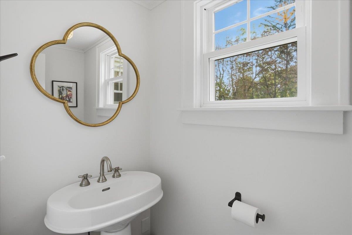 349 Elm Street Property Photo 21