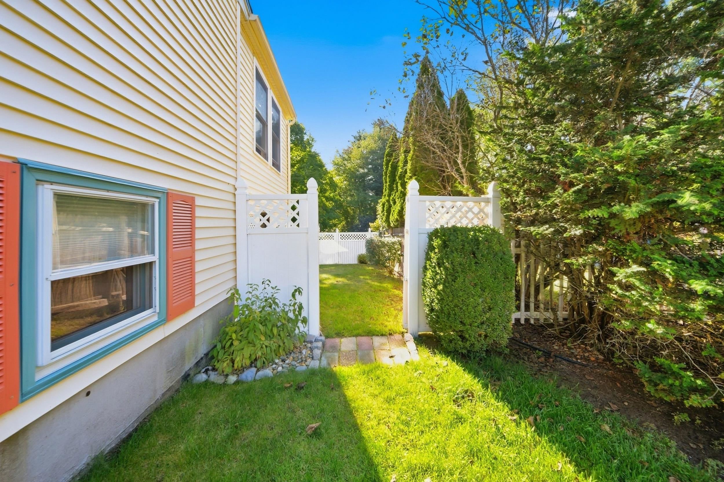 340 Charlotte Street Property Photo 24