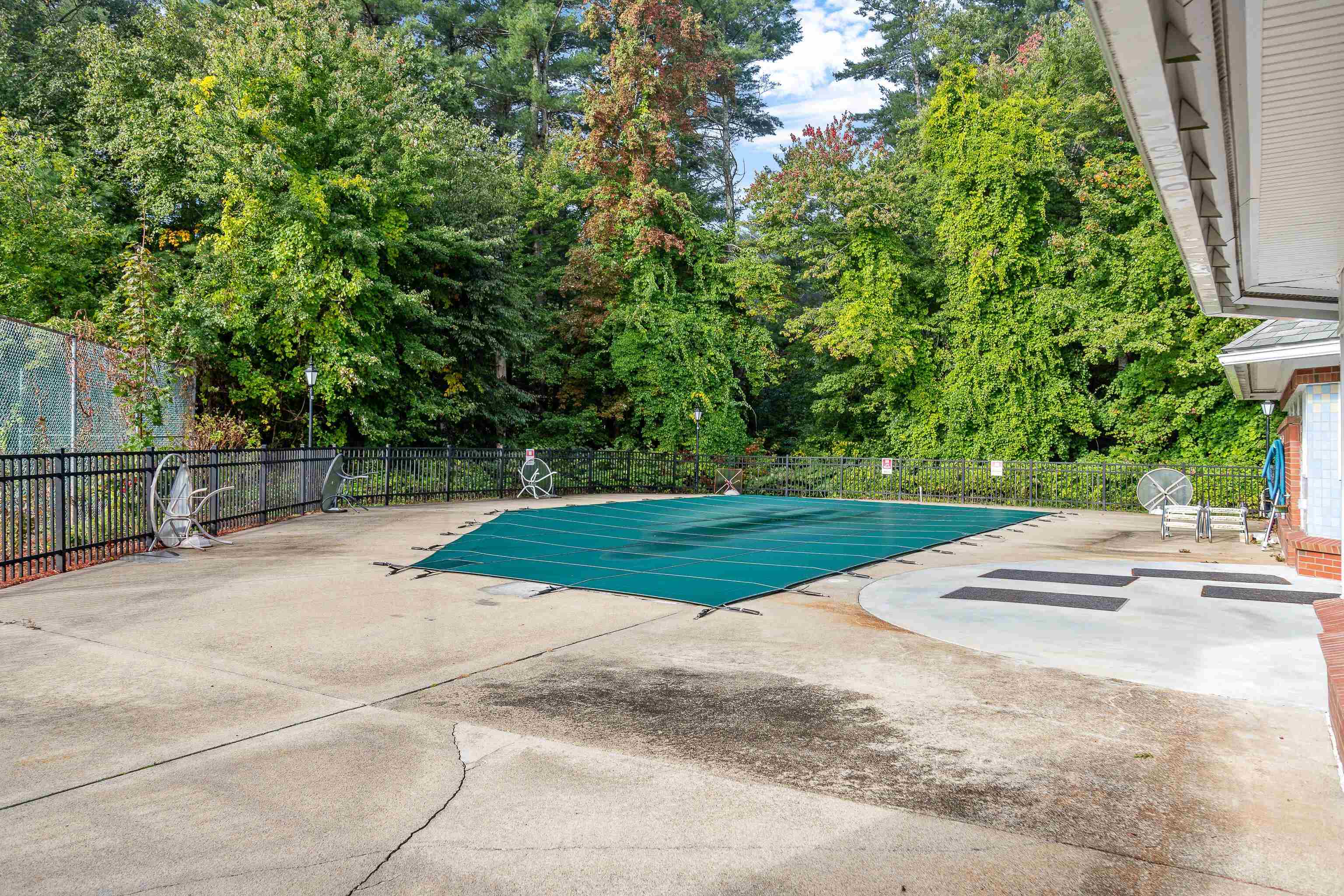 12 Timberwood Drive Property Photo 30