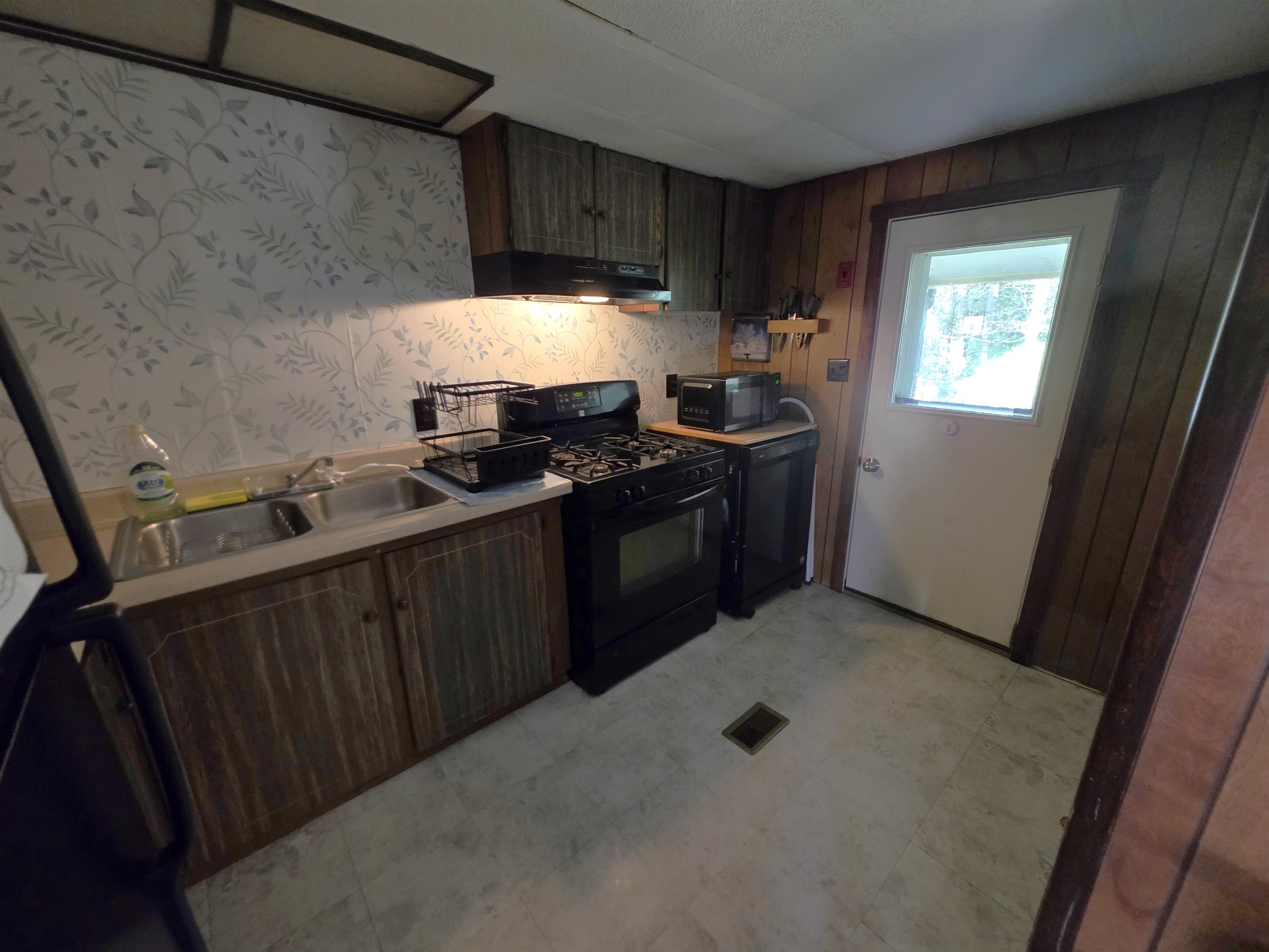 69 Elephant Lane Property Photo 10