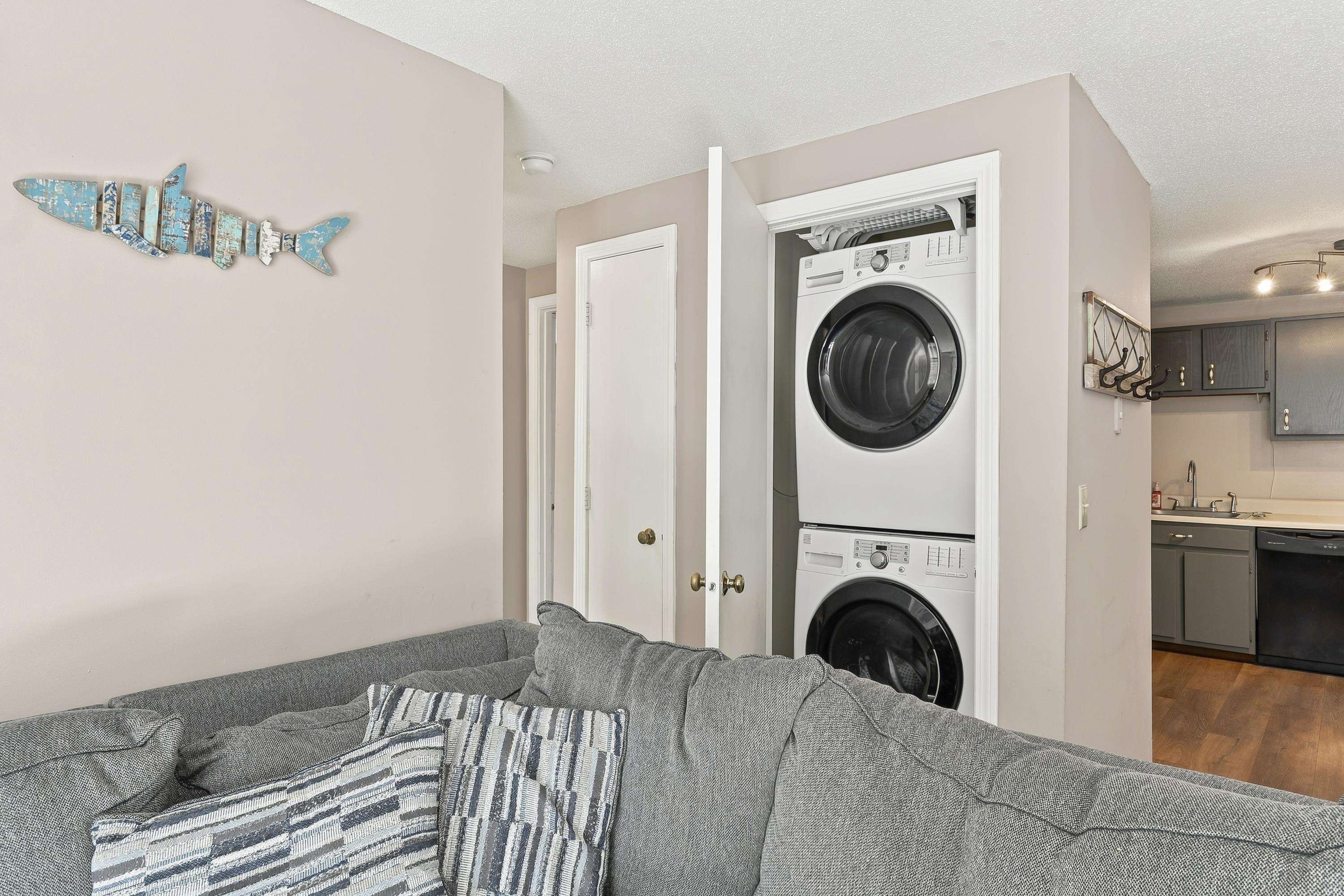 412 White Cedar Boulevard Property Photo 8