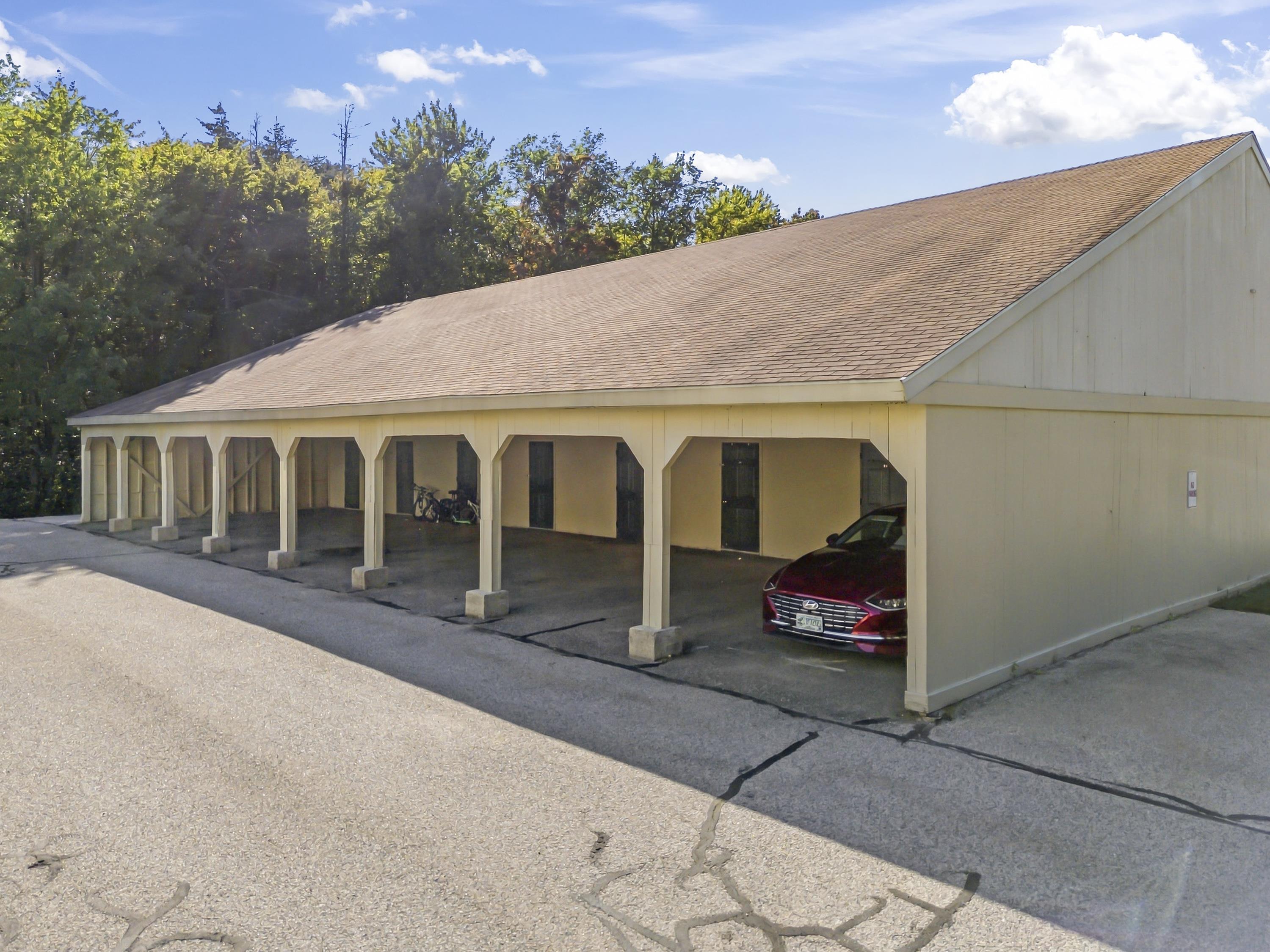 412 White Cedar Boulevard Property Photo 28