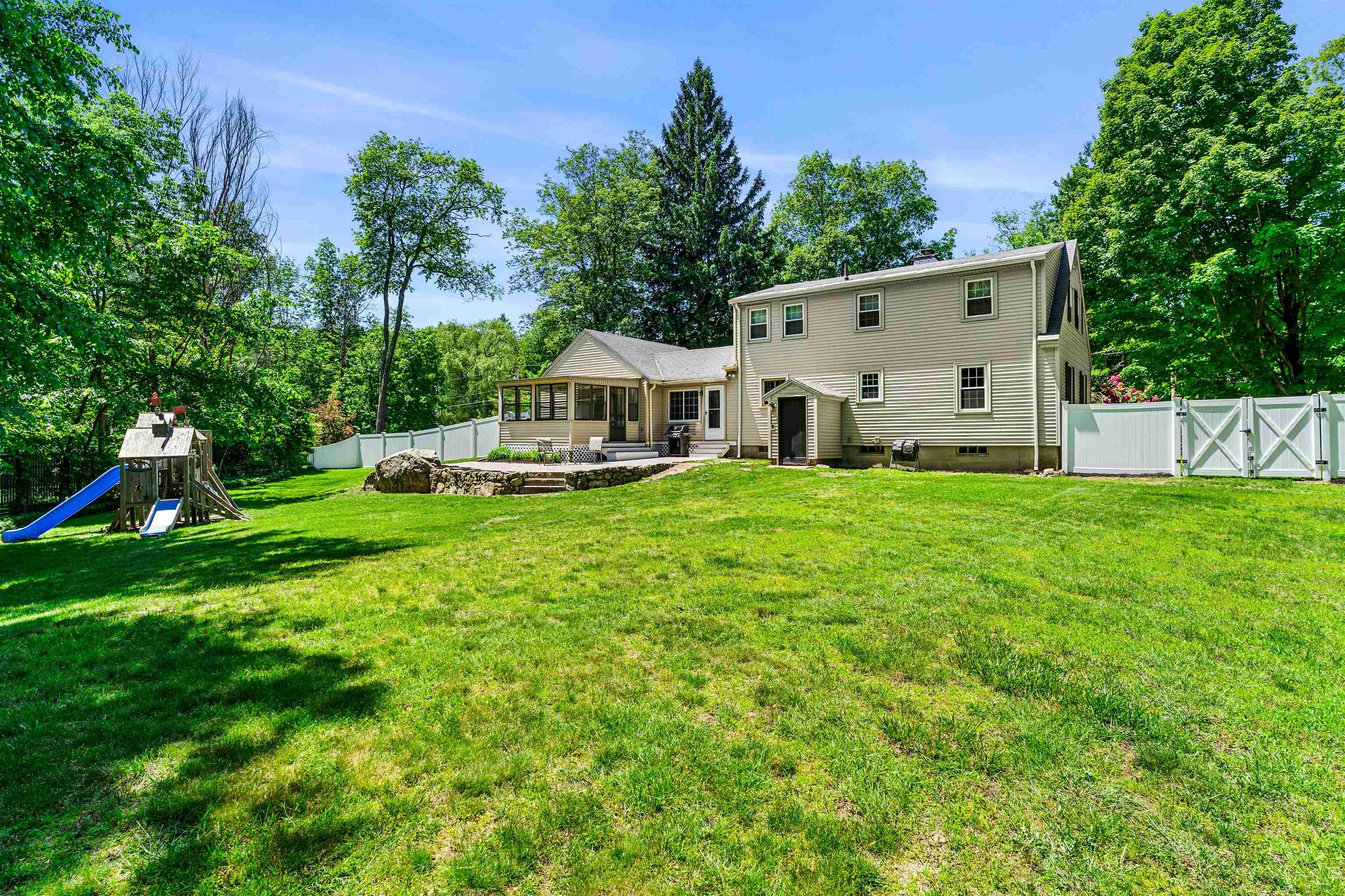 190 Nashua Road Property Photo 39