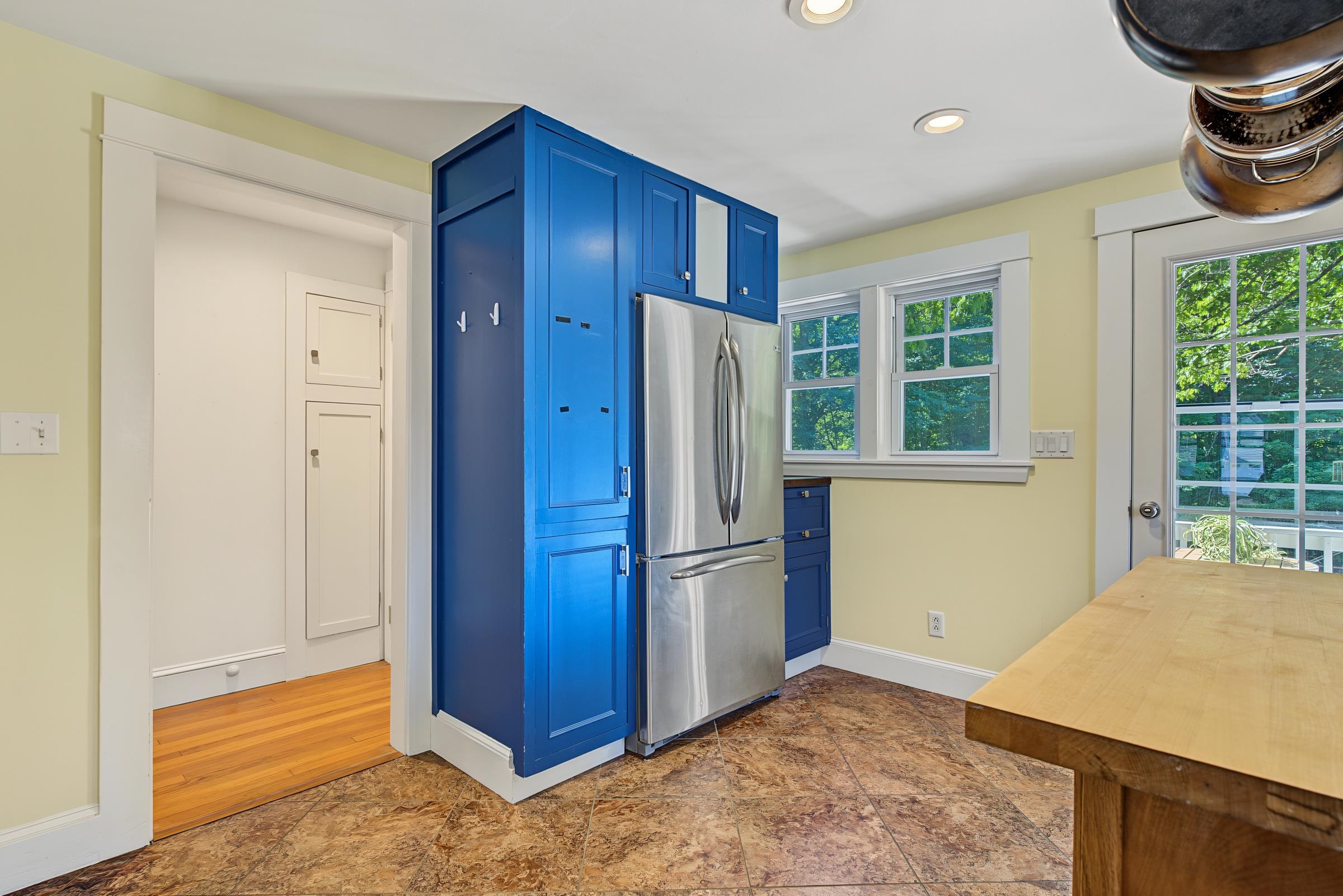 70 Winnicutt Road Property Photo 8