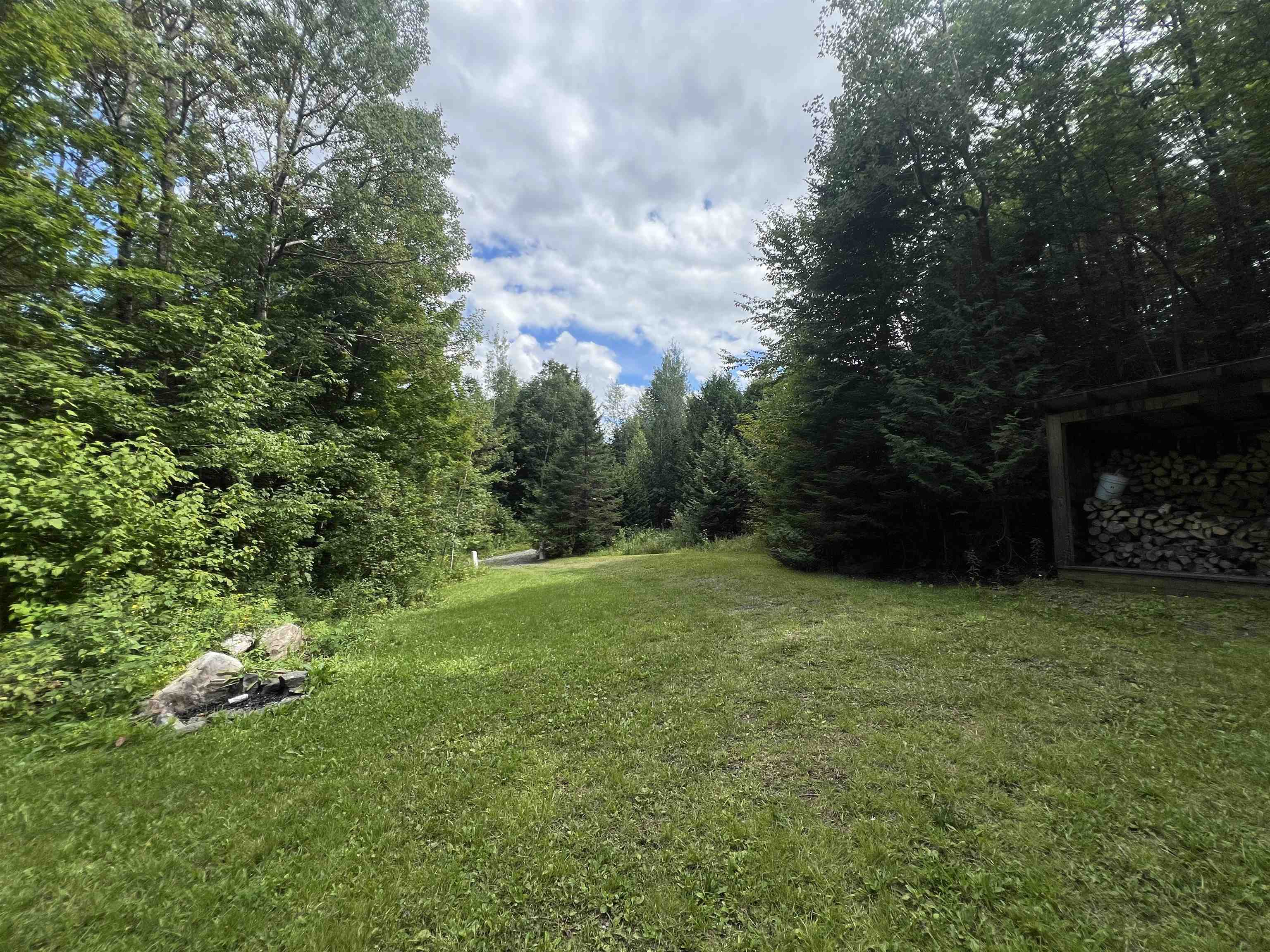 4121 Old Duck Pond Road Property Photo 9