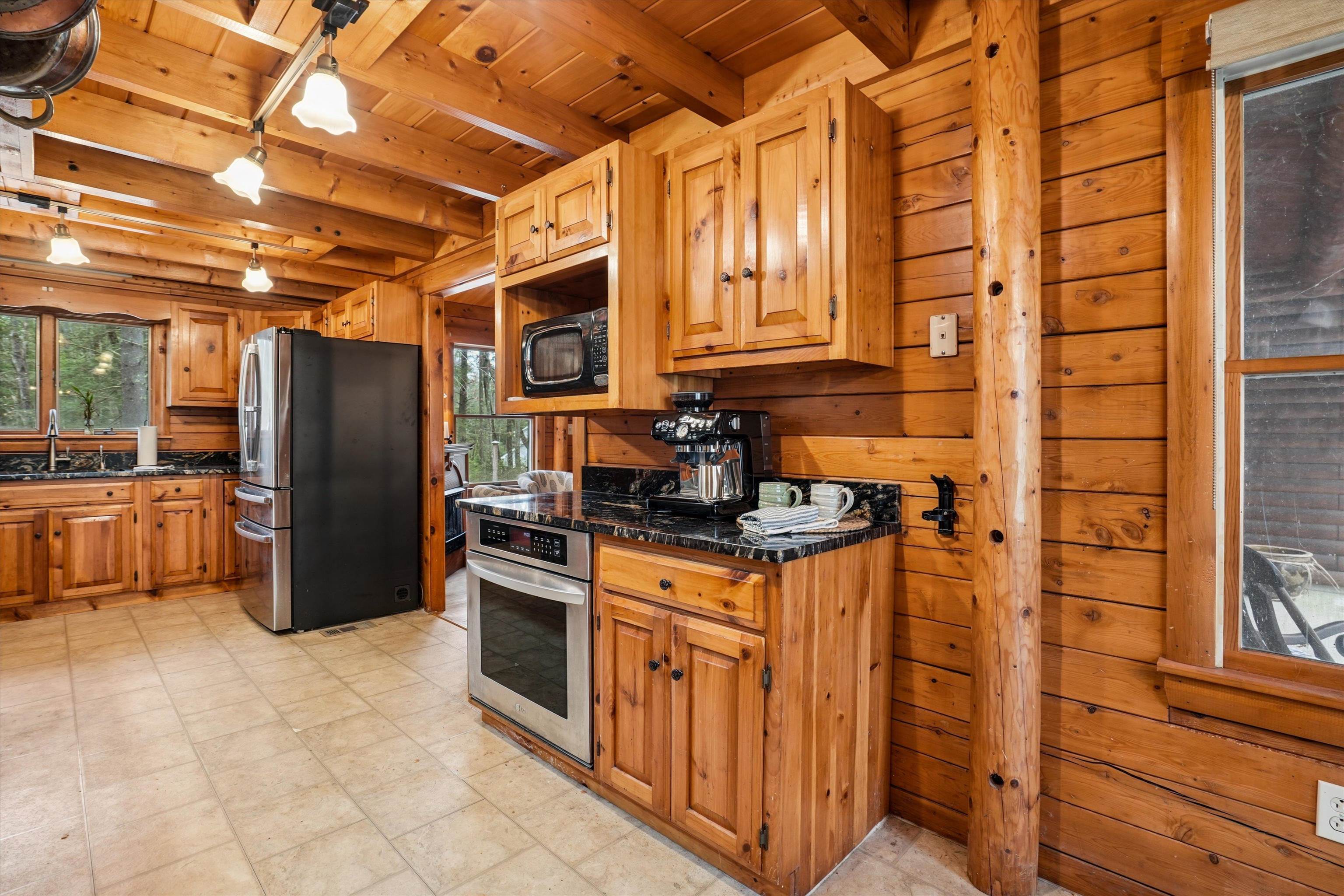 370 Mccurdy Road Property Photo 13