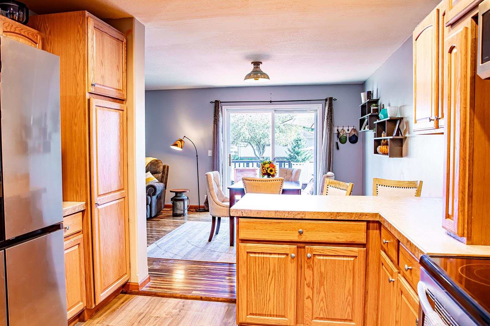 202 Railroad Street Property Photo 8