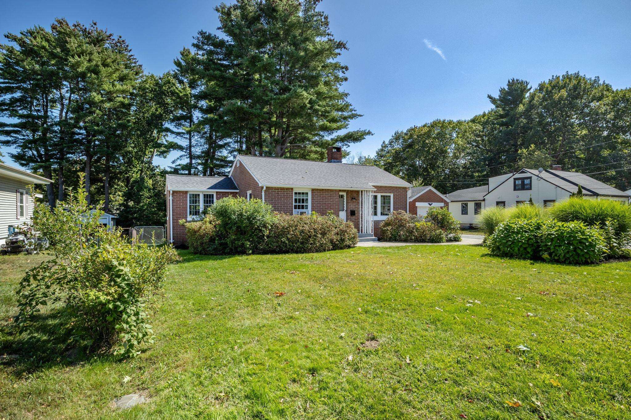 1935 Lafayette Road Property Photo 2