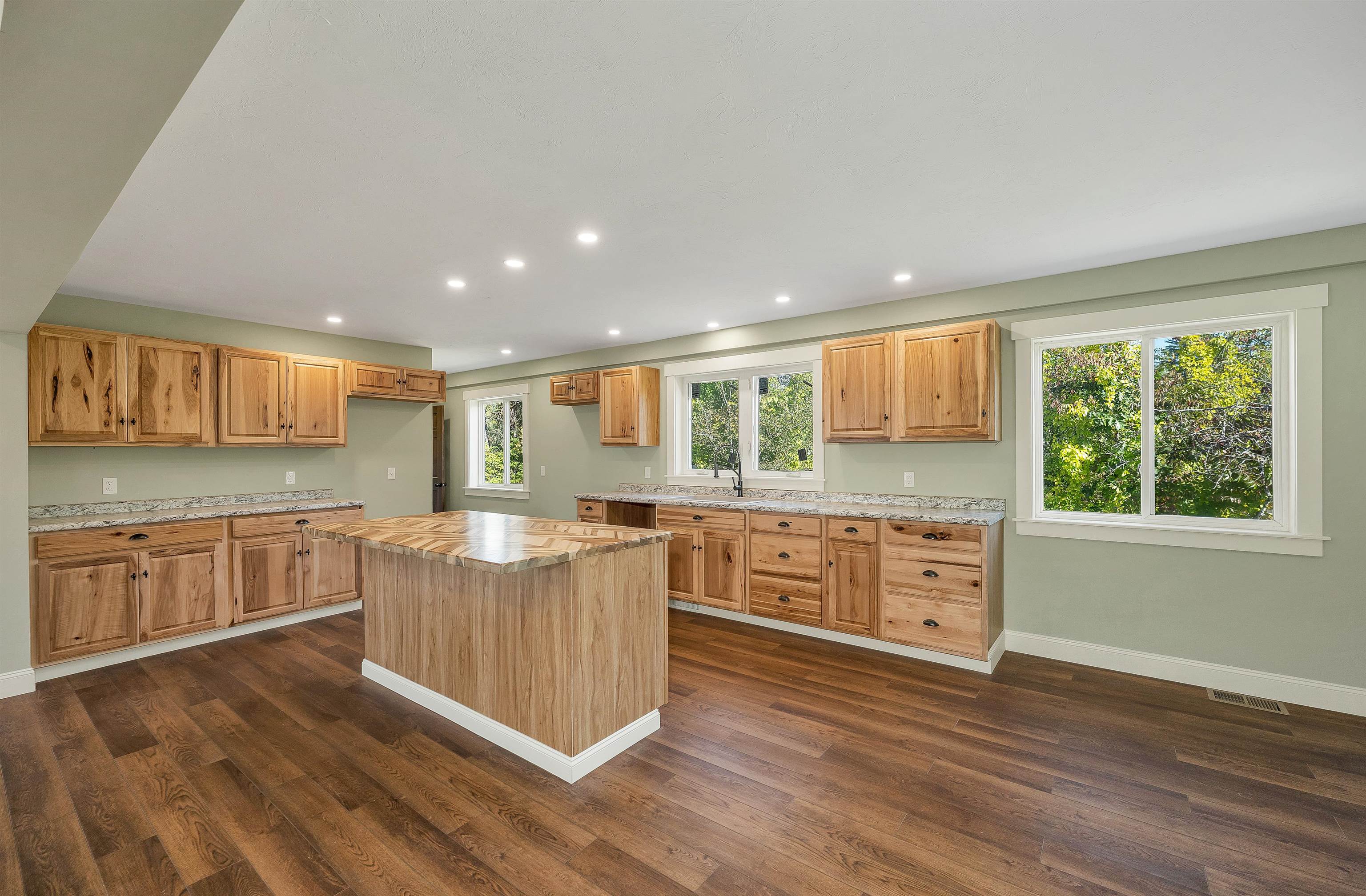 12 Lacourse Street Property Photo 1