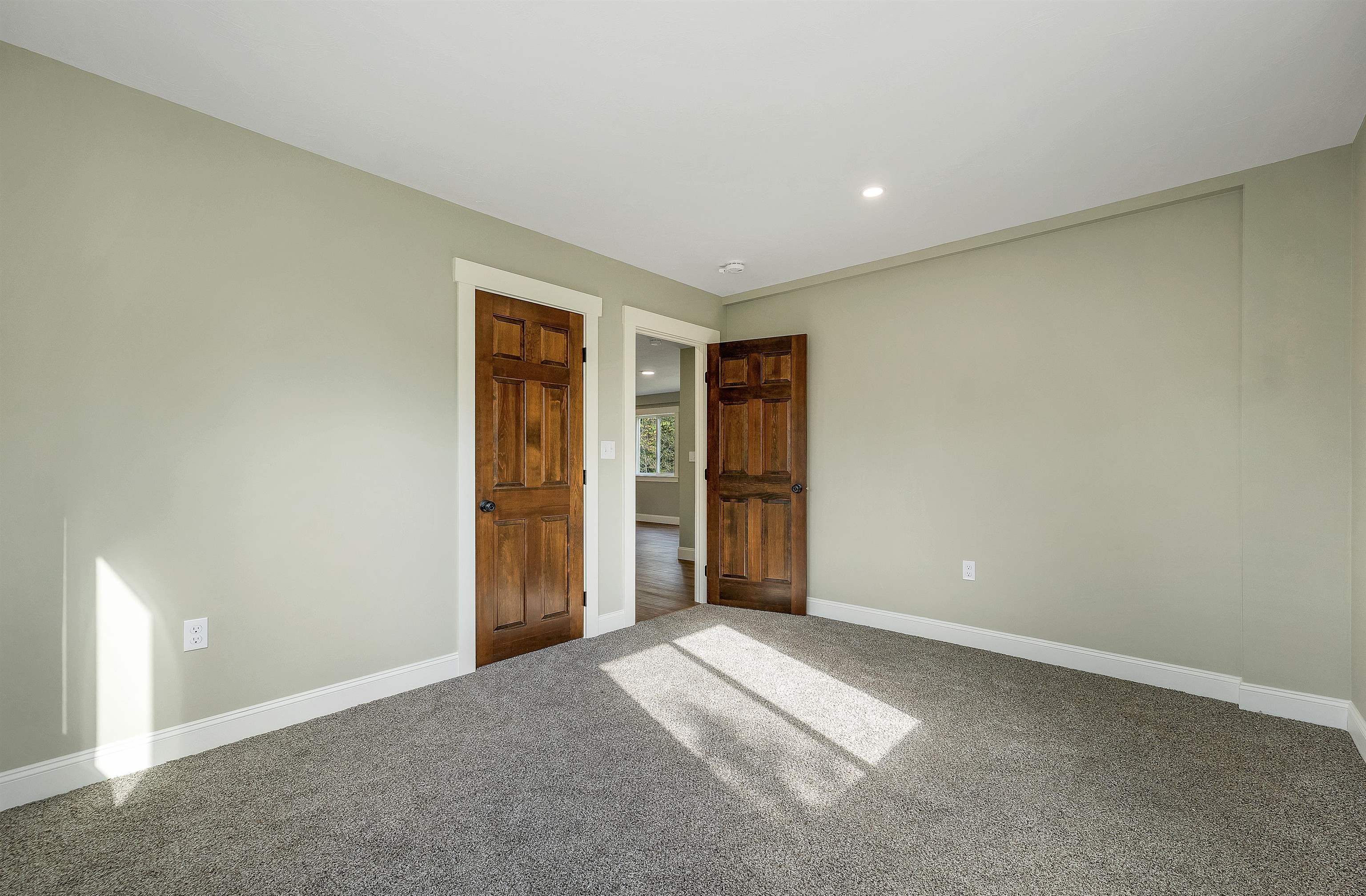 12 Lacourse Street Property Photo 13