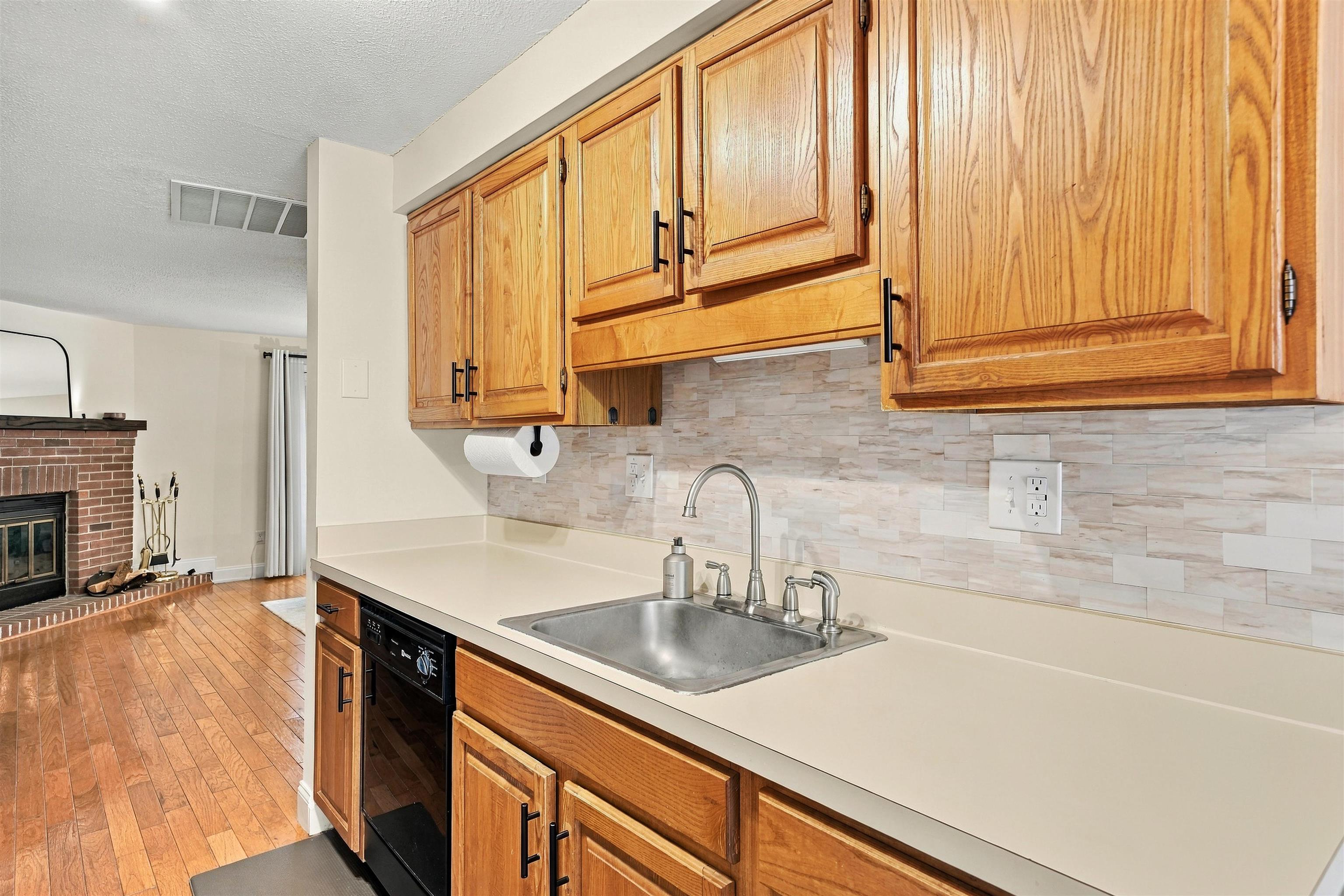 33 Meadowview Circle Property Photo 10